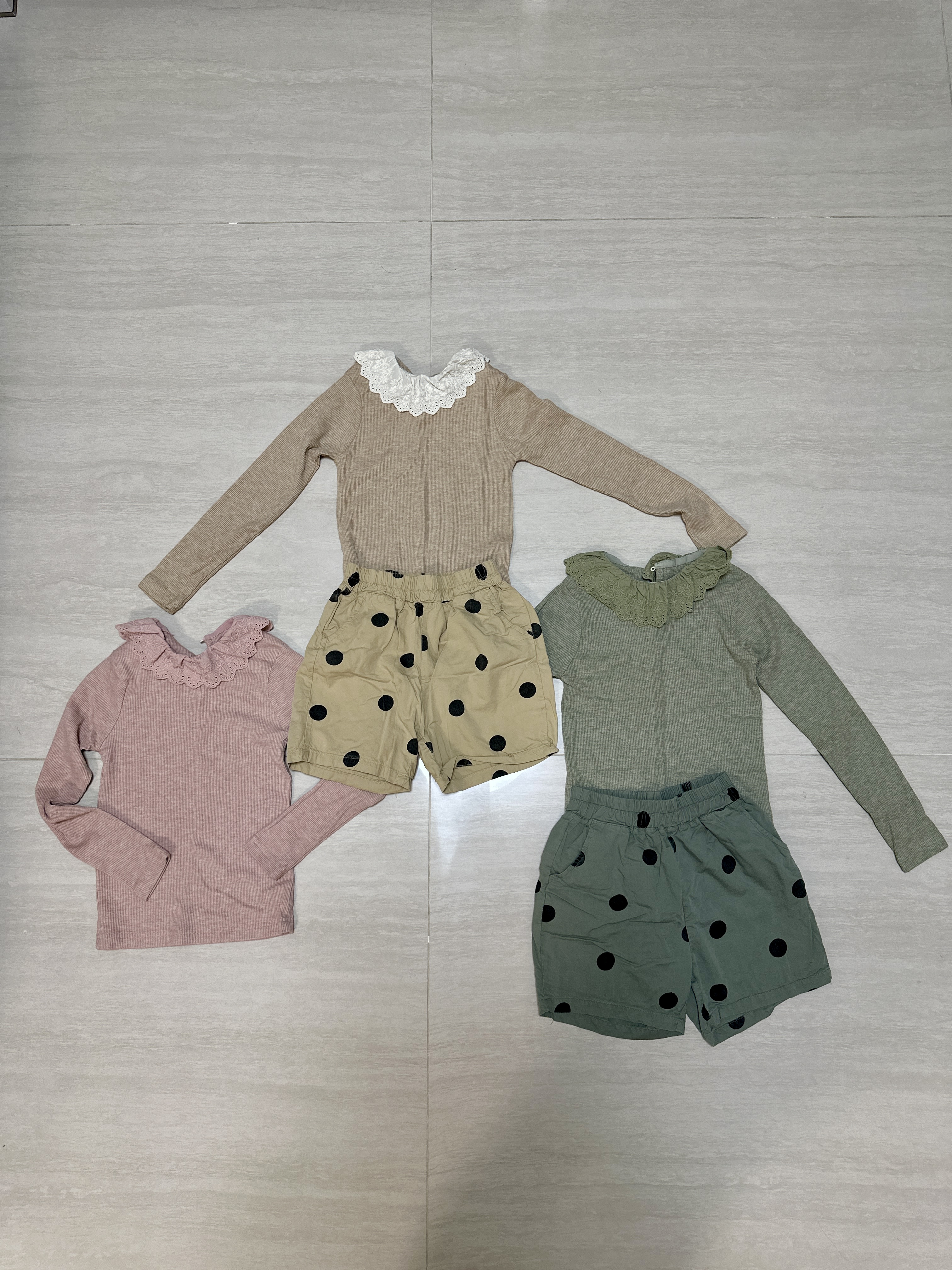 三件上衣加兩件褲子