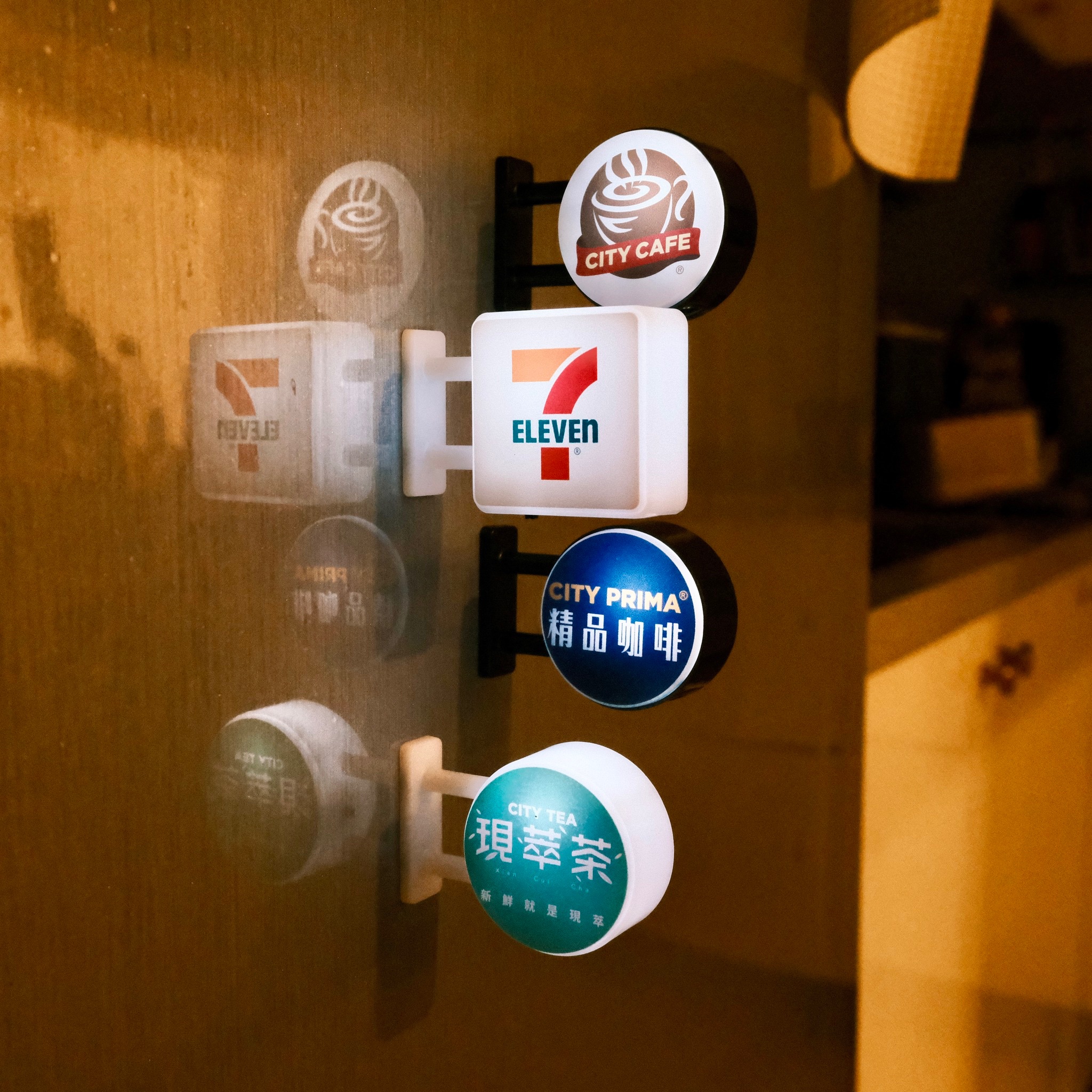 迷你版 7-ELEVEN LED 燈箱（官方正版）