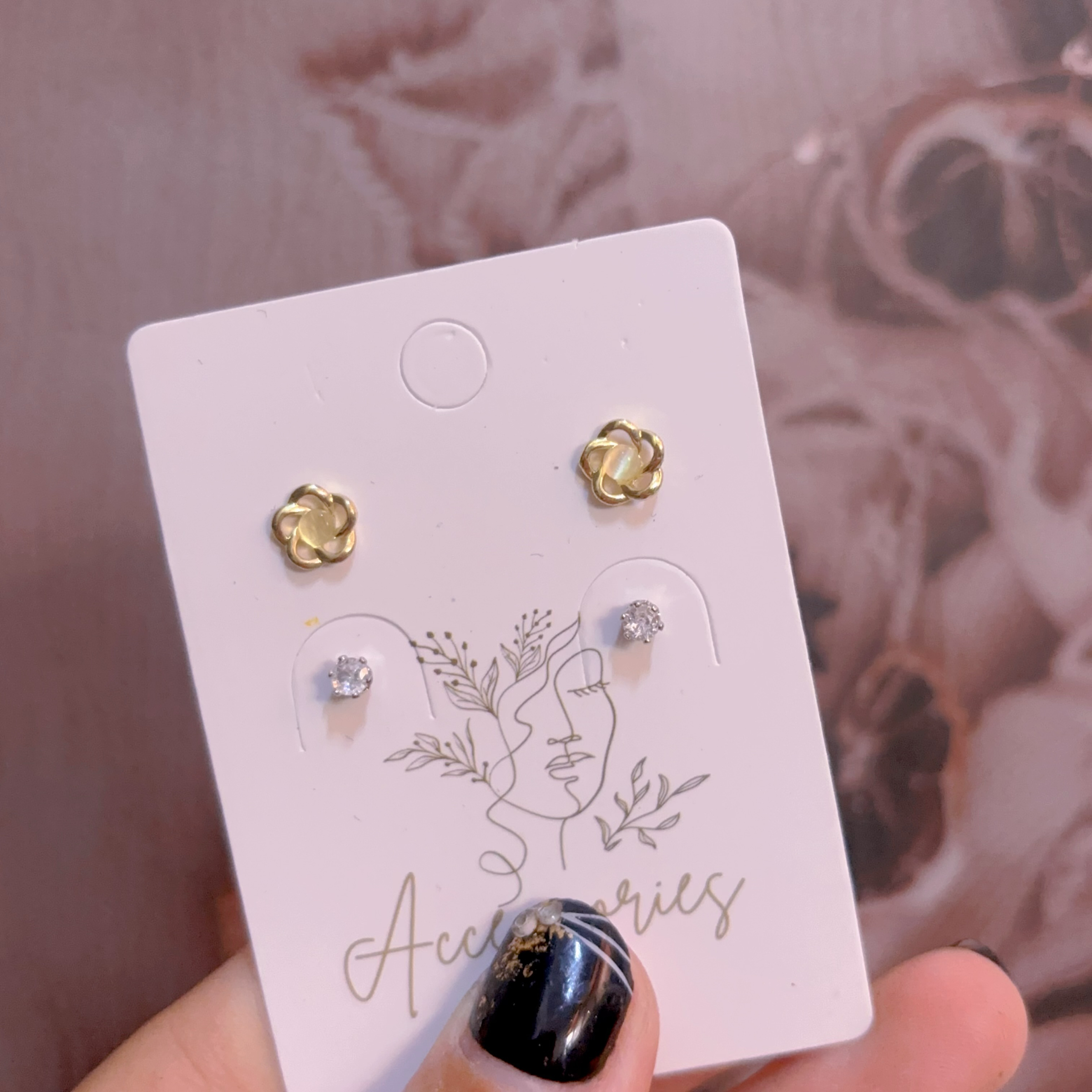 韓國貓眼石花朵耳環-四個一組