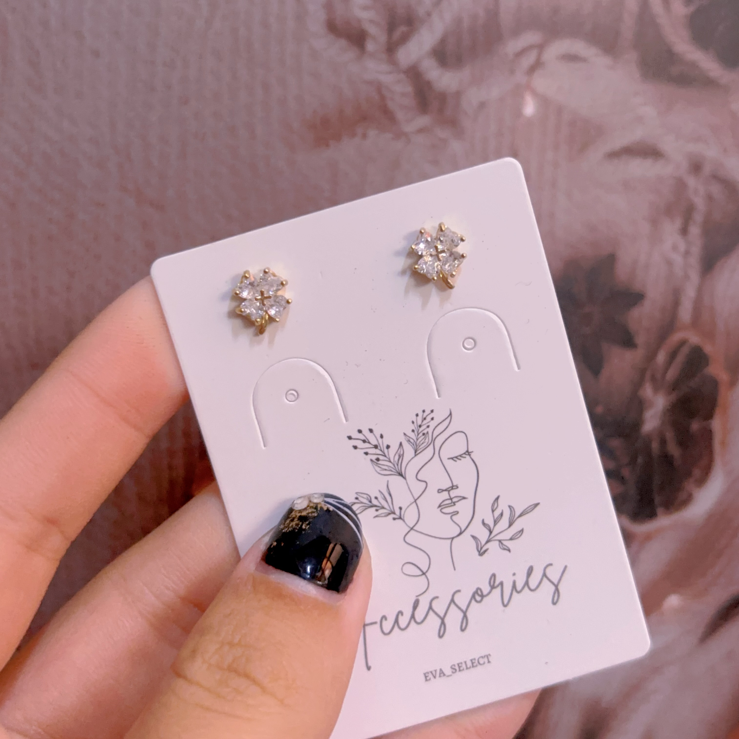 碎鑽四葉草貼耳耳環