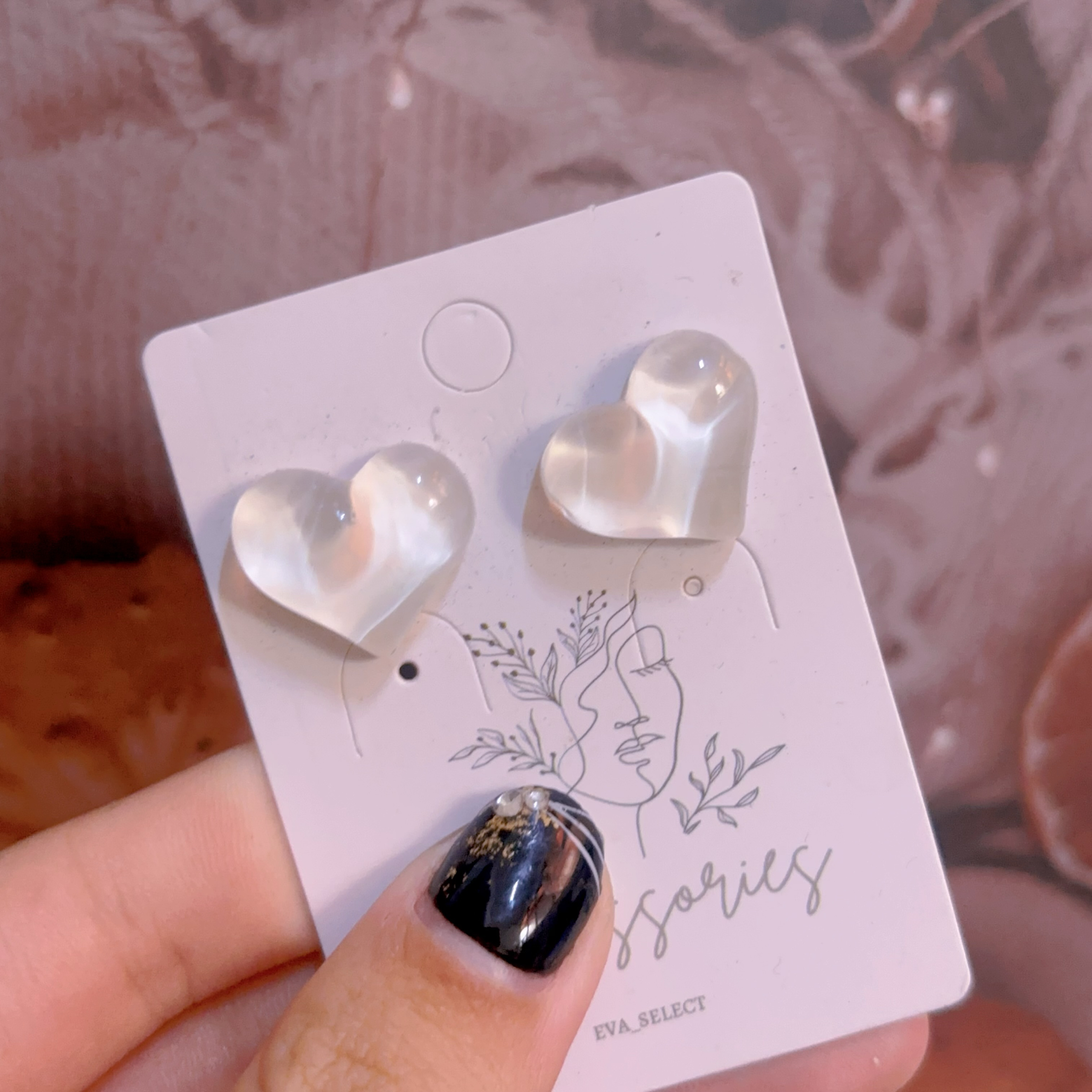 透明愛心貼耳耳環