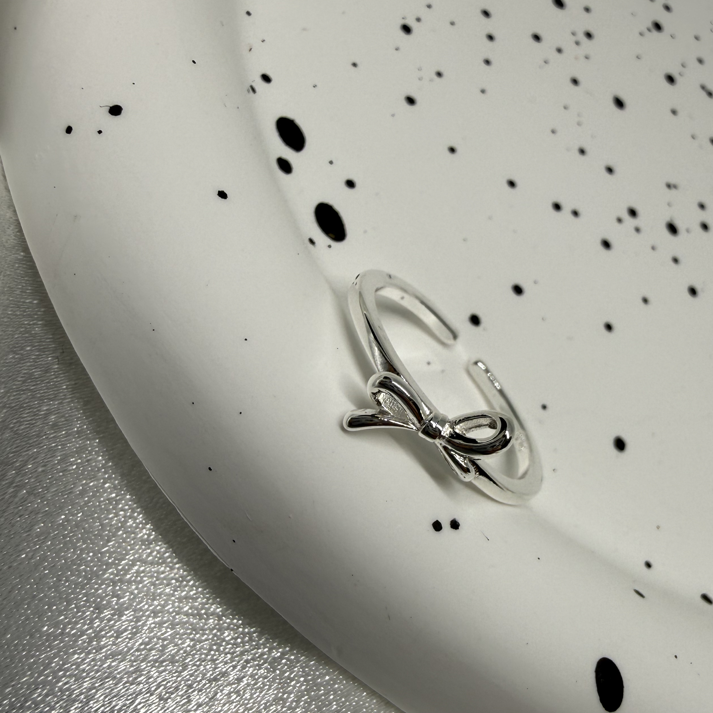 低調蝴蝶結🎀 韓版 925 純銀蝴蝶結戒指