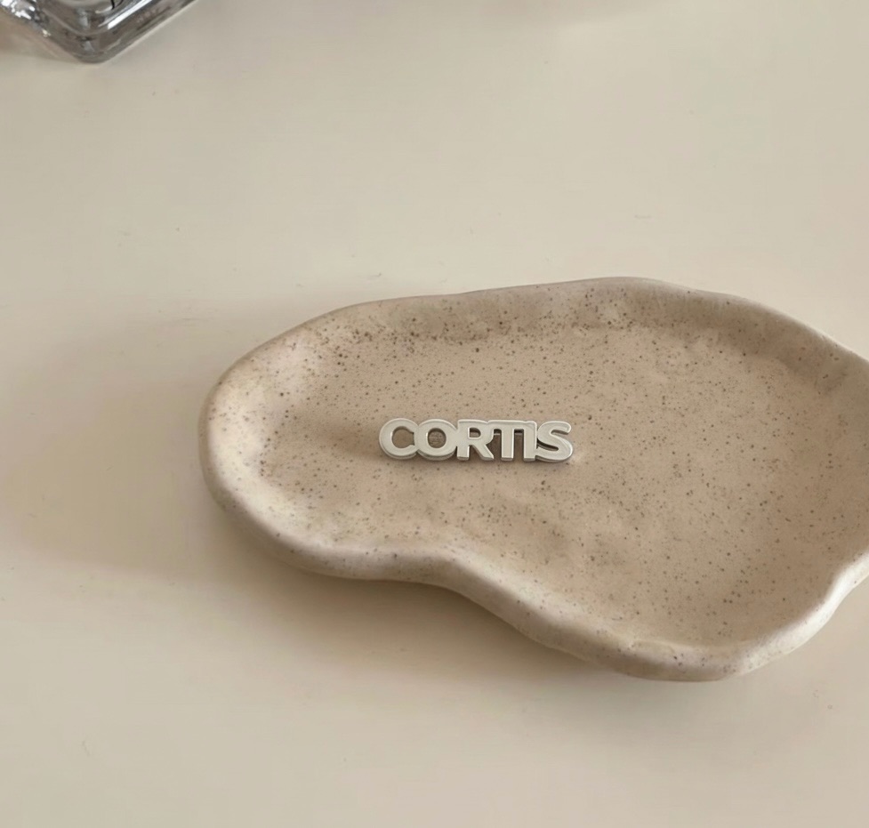 Cortis 別針🧷