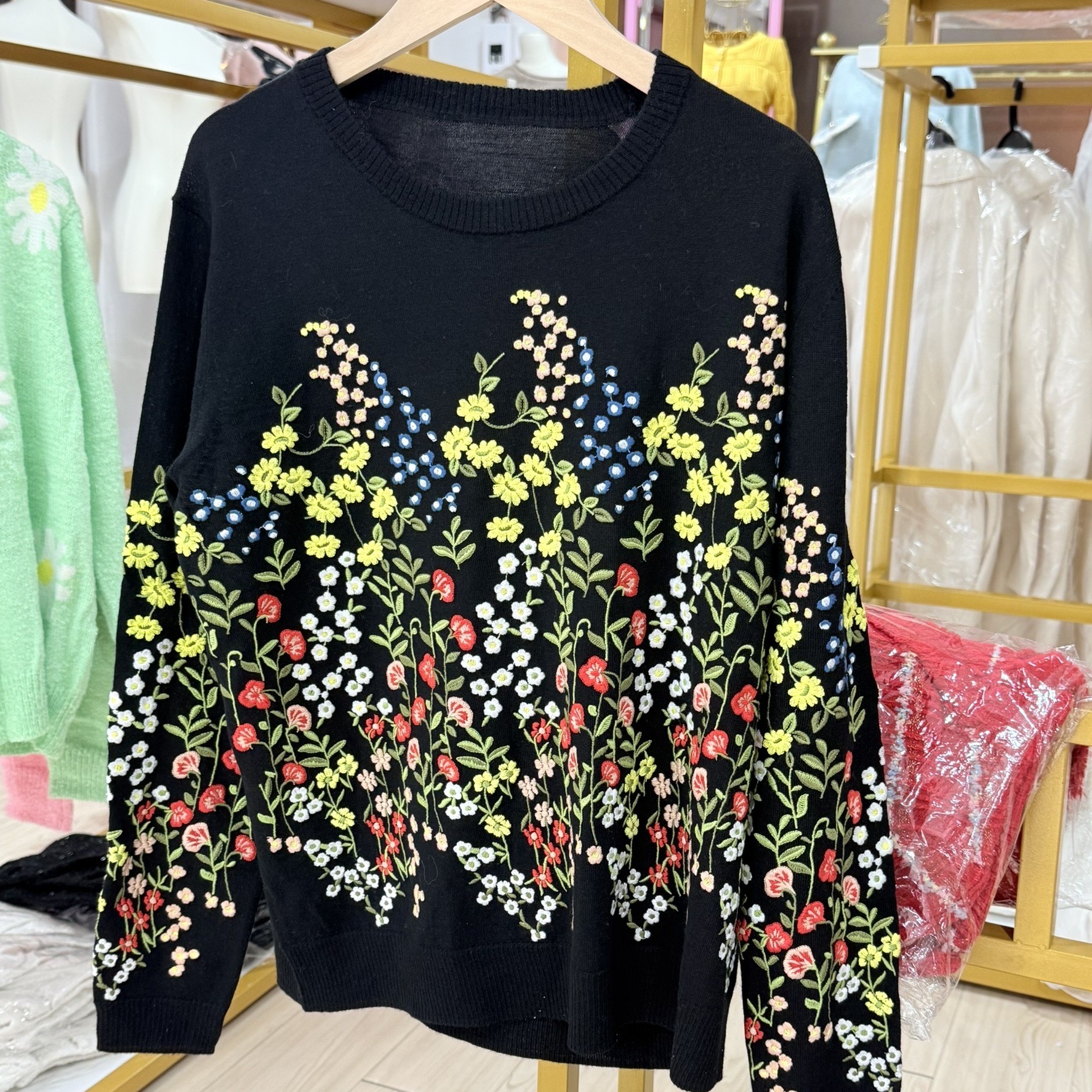 法式復古風 重工刺繡花卉童話感上衣