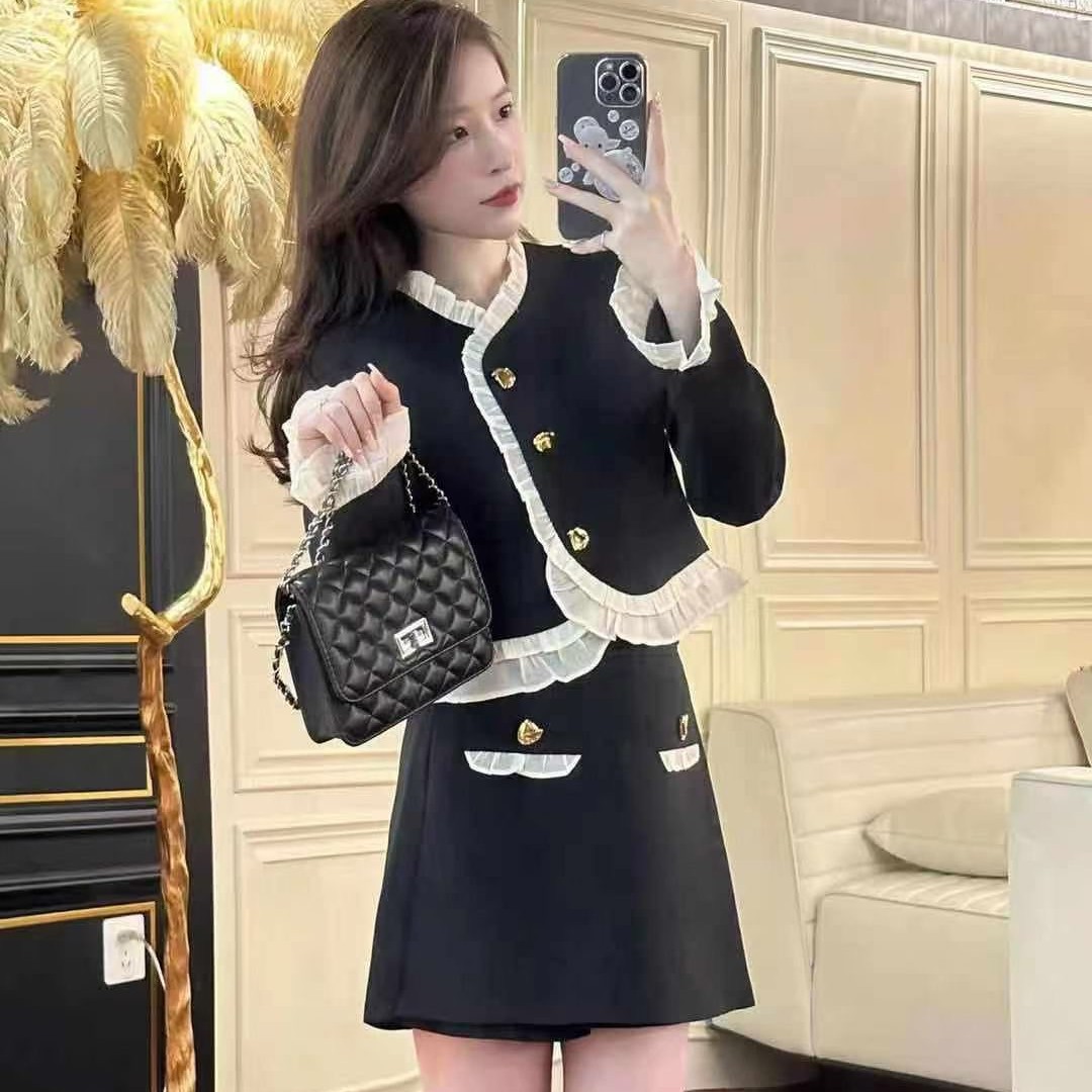 法式小香風 輕奢金屬排扣短外套 高腰A字短裙（兩件套）