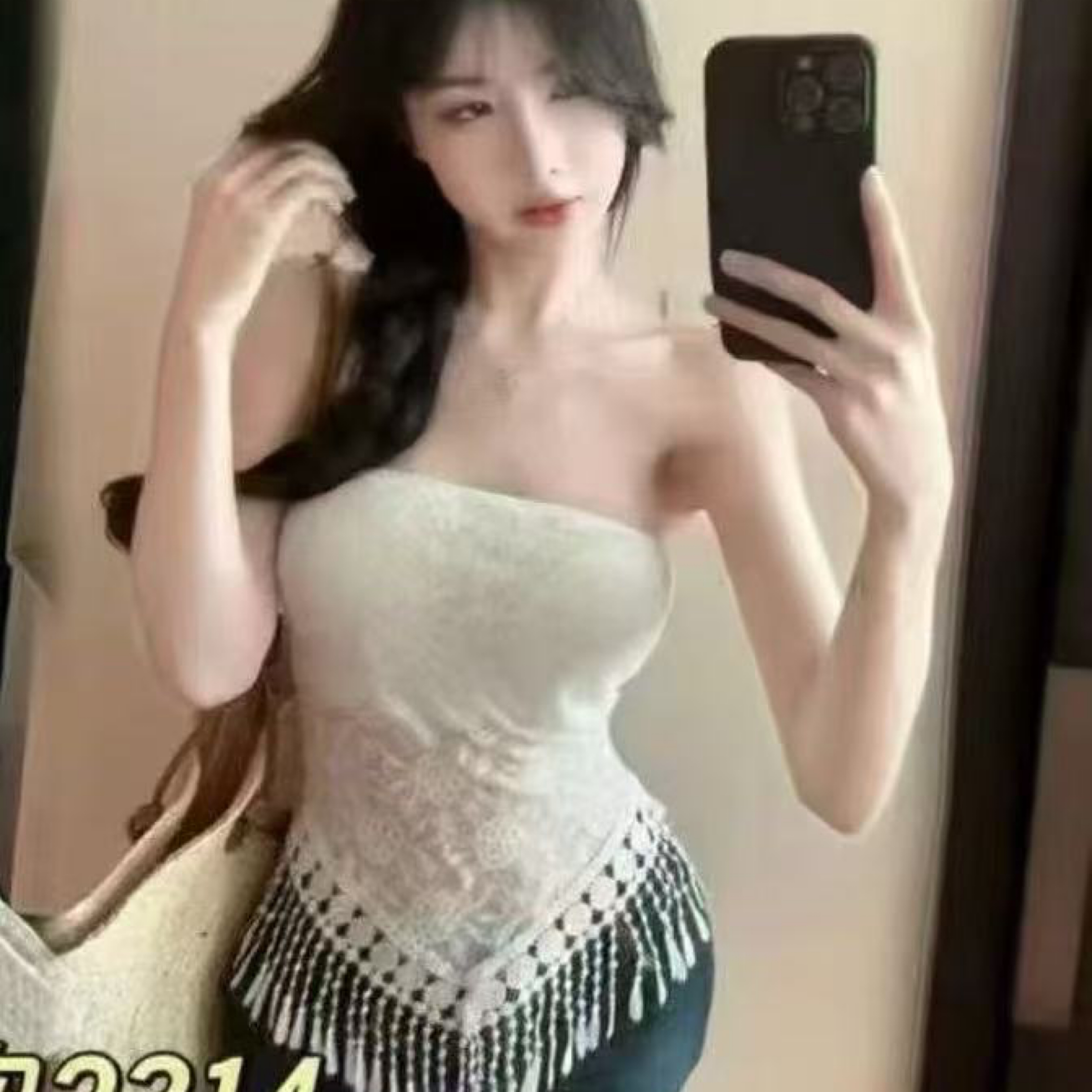 韓系辣妹風 不規則蕾絲流蘇抹胸（帶胸墊） 