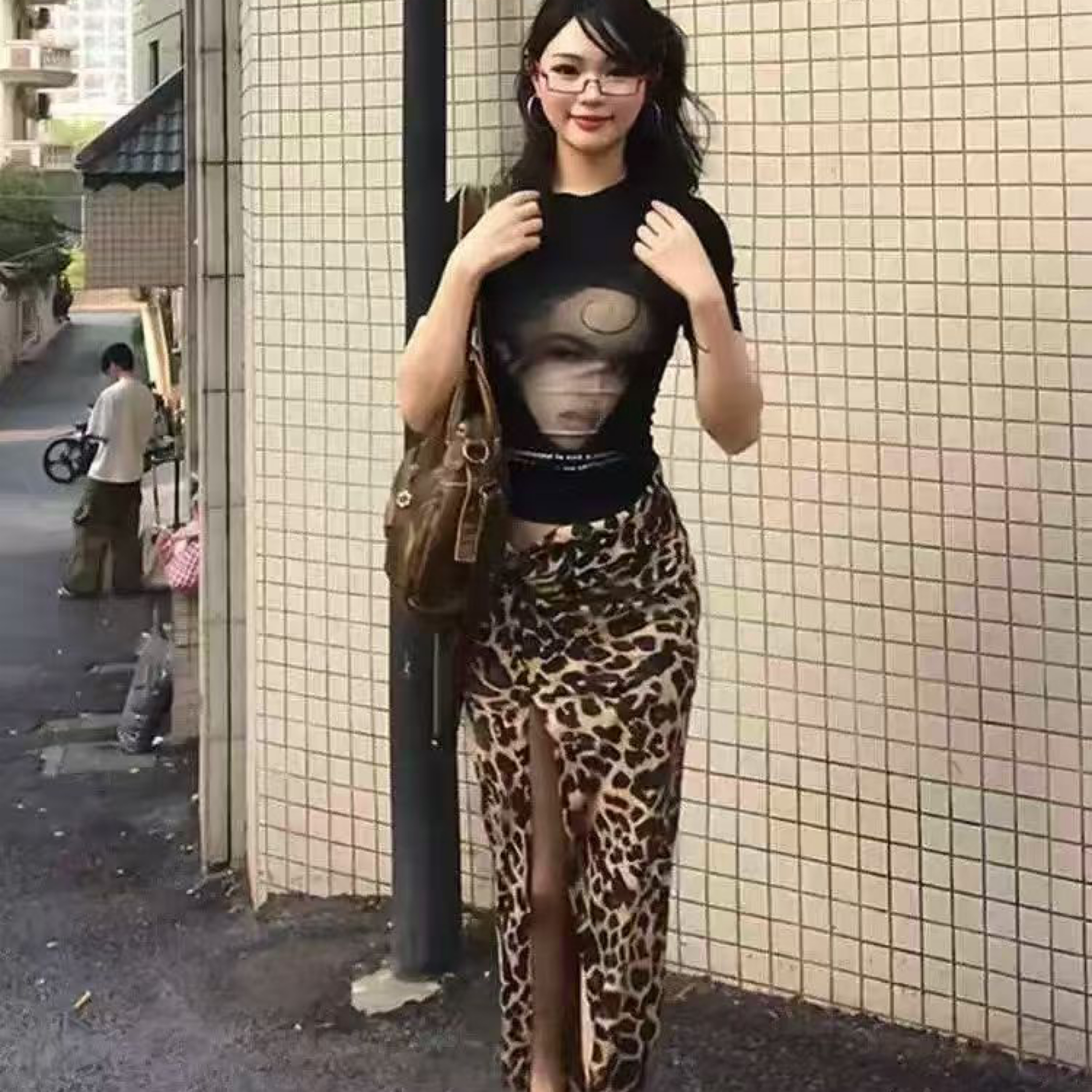 美式辣妹風 緊身顯瘦修身上衣 高開叉性感豹紋長裙（兩件套）