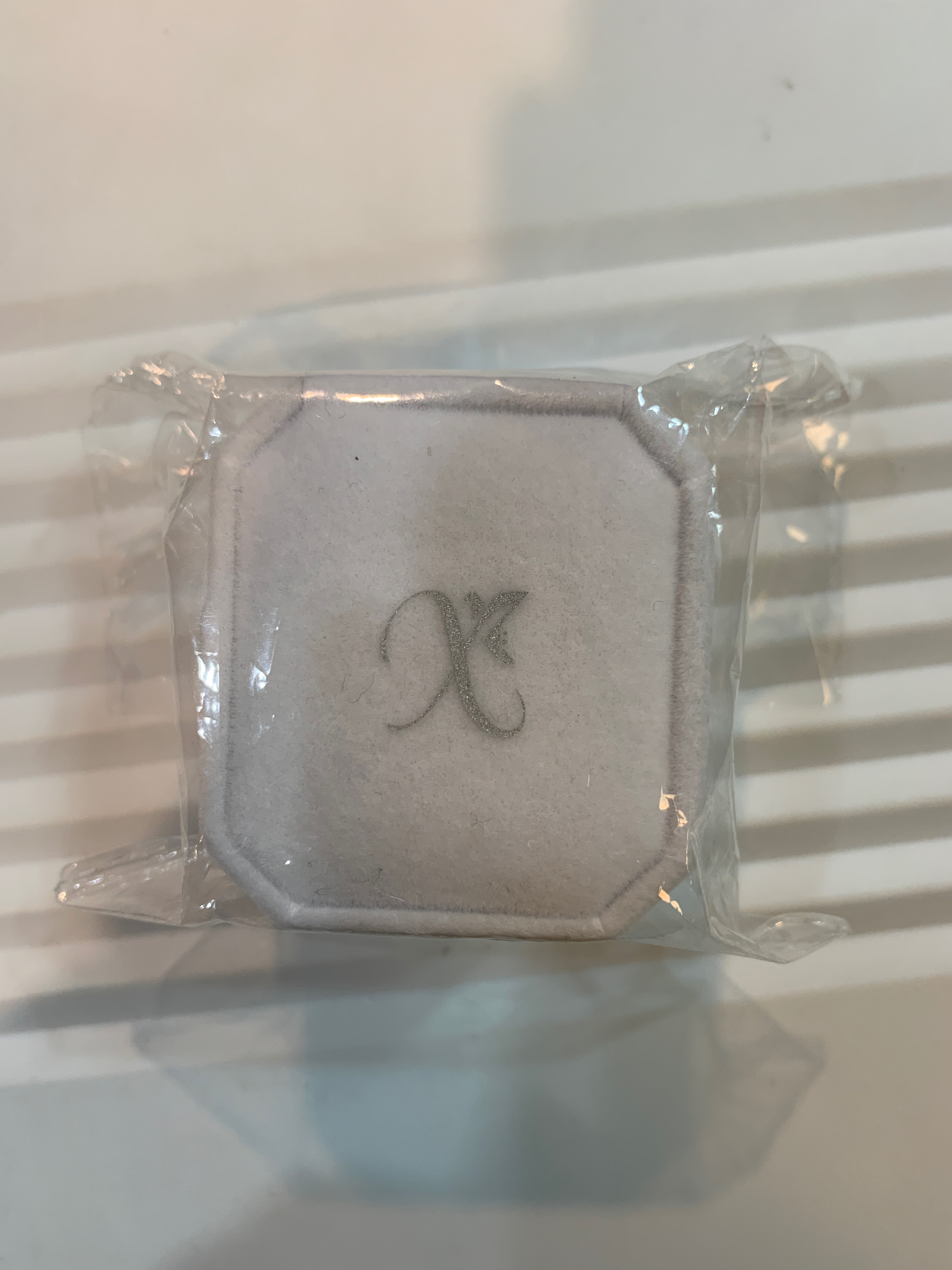 NG日日娃NG夏以晝戒指