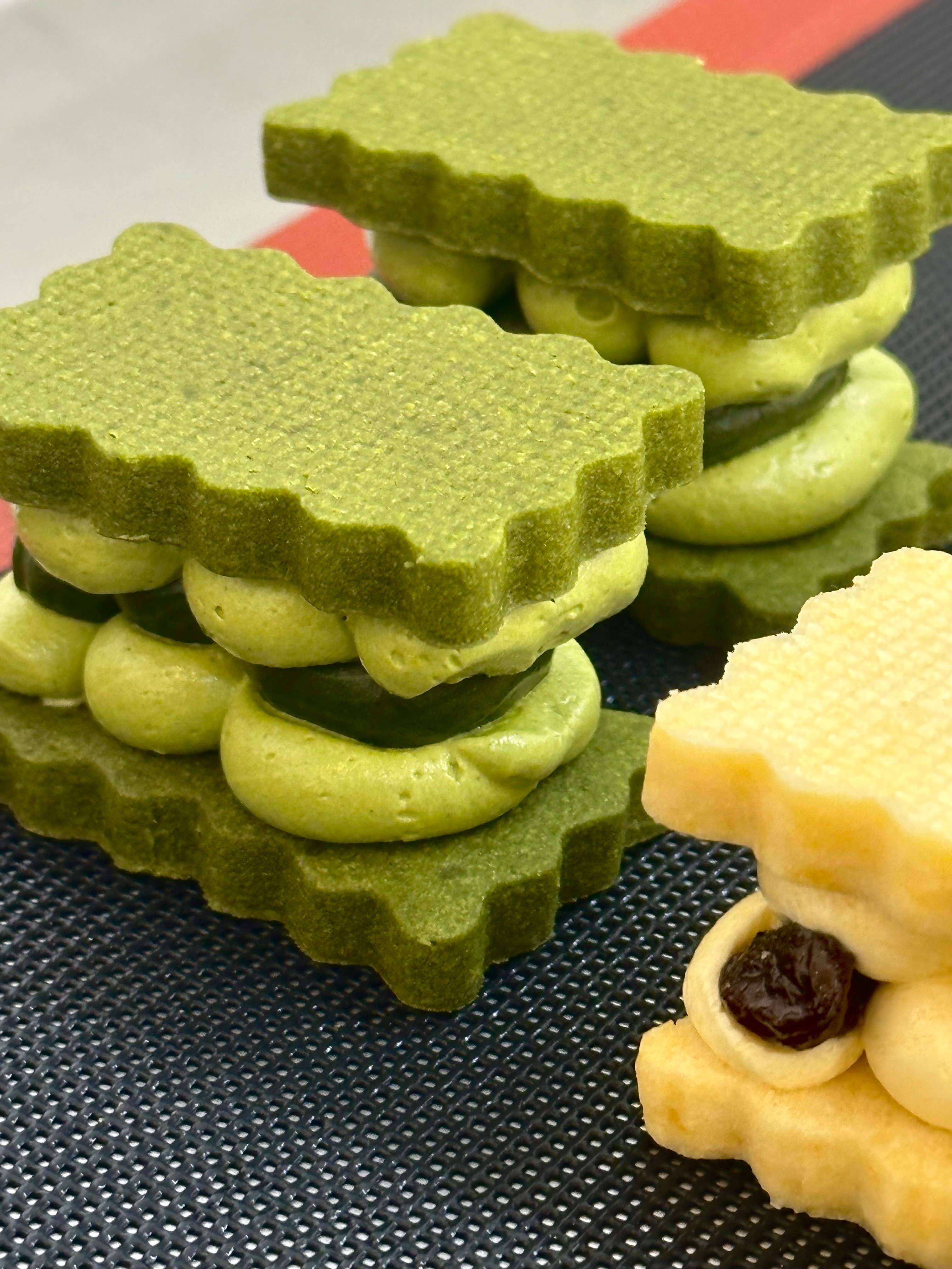 抹茶生巧克力夾心餅乾（3/30開始出貨）