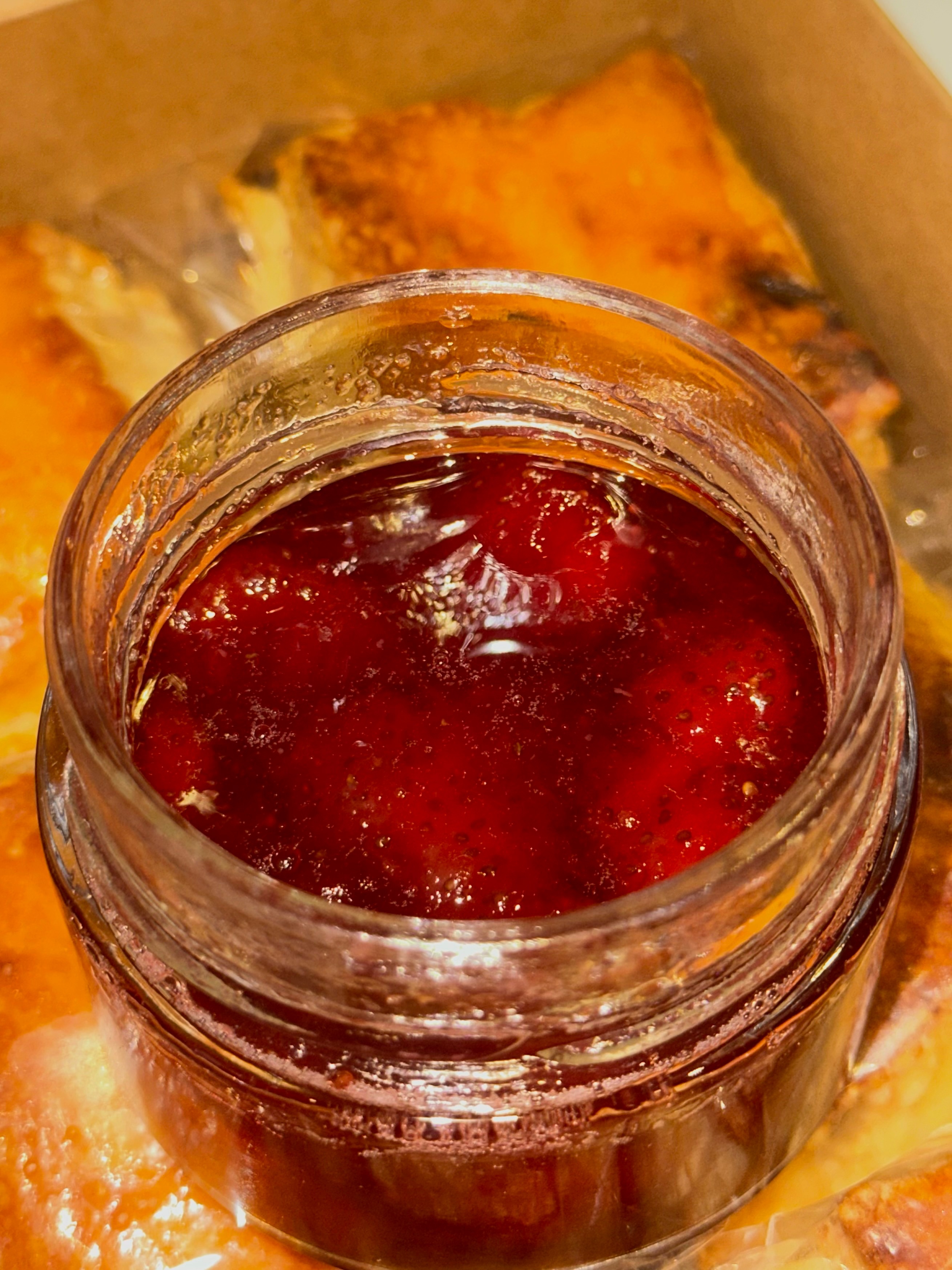 手工草莓果醬＆司康凝脂奶油