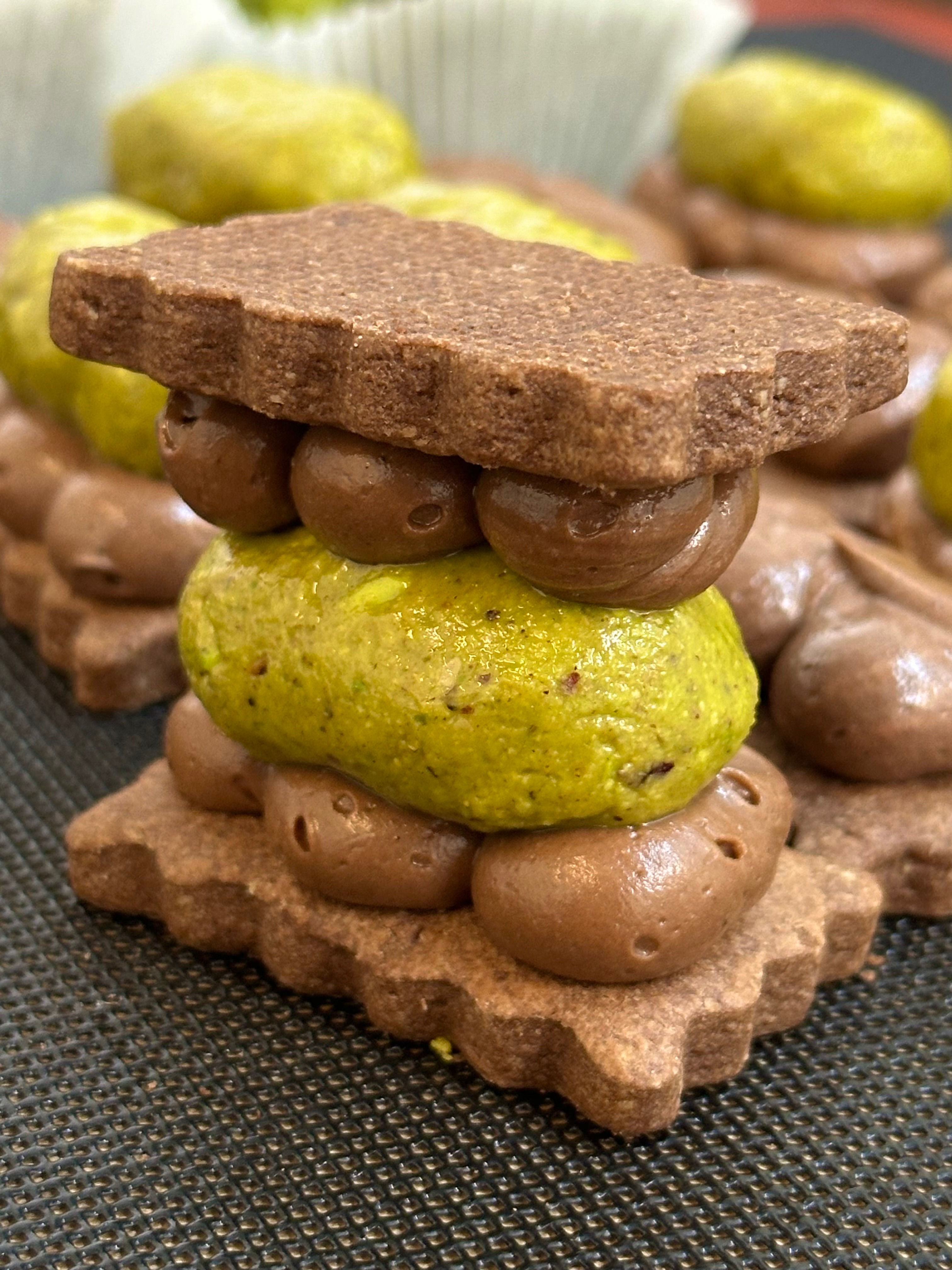 可可開心果夾心餅乾（3/30開始出貨）