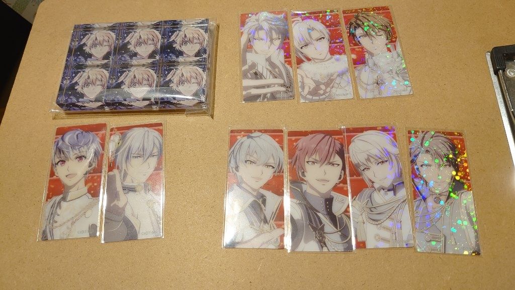 愛娜娜/多人周邊系列