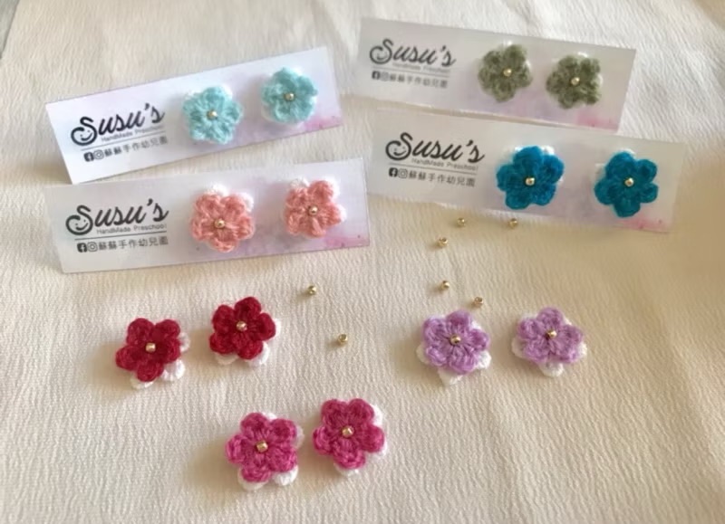 蕾絲鉤針小花-耳夾