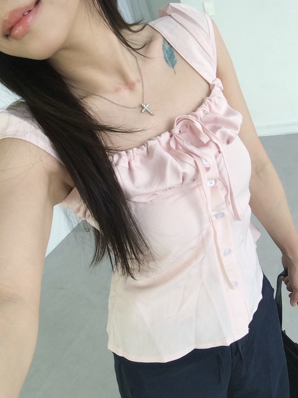 粉色甜美方領綁帶襯衫背心