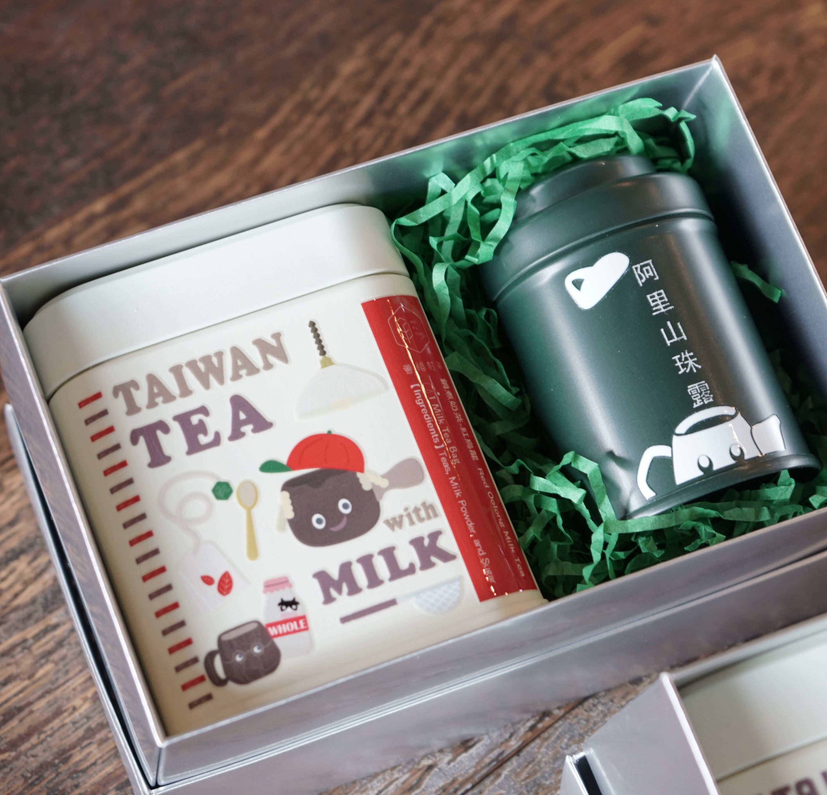 Hui Fu a Tea Party 濃情禮盒- 紅烏龍鍋煮奶茶 ft. 烏龍系 XL號茶包組