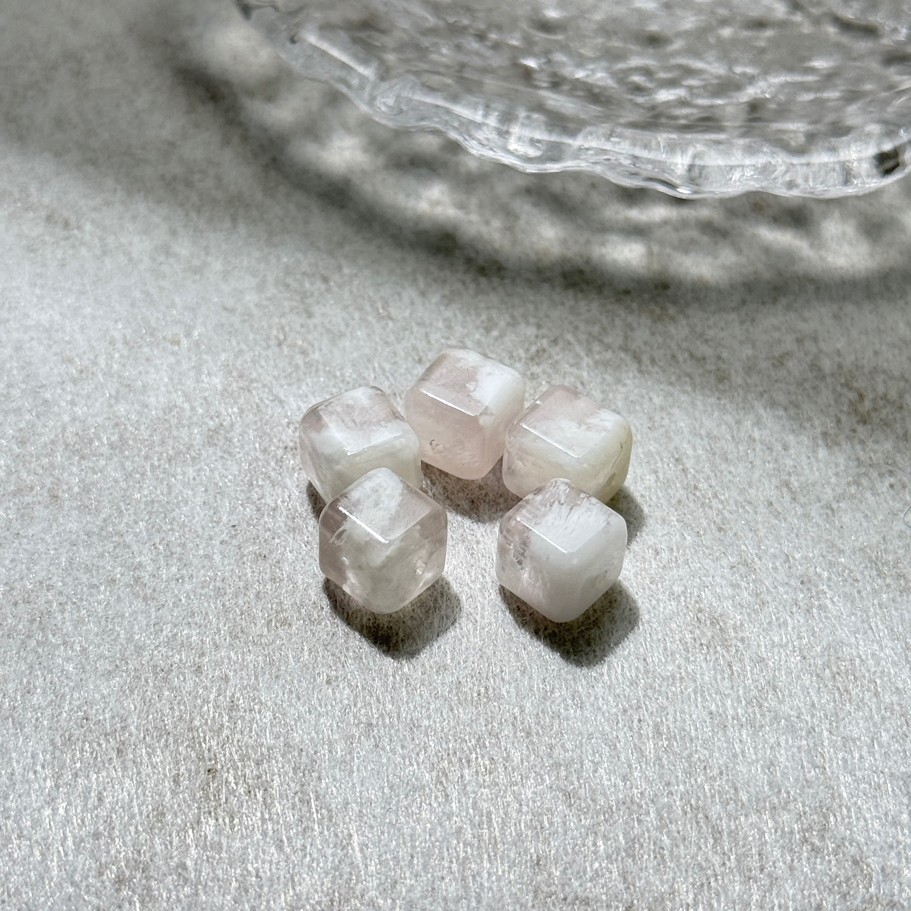 粉雪花幽靈 方糖