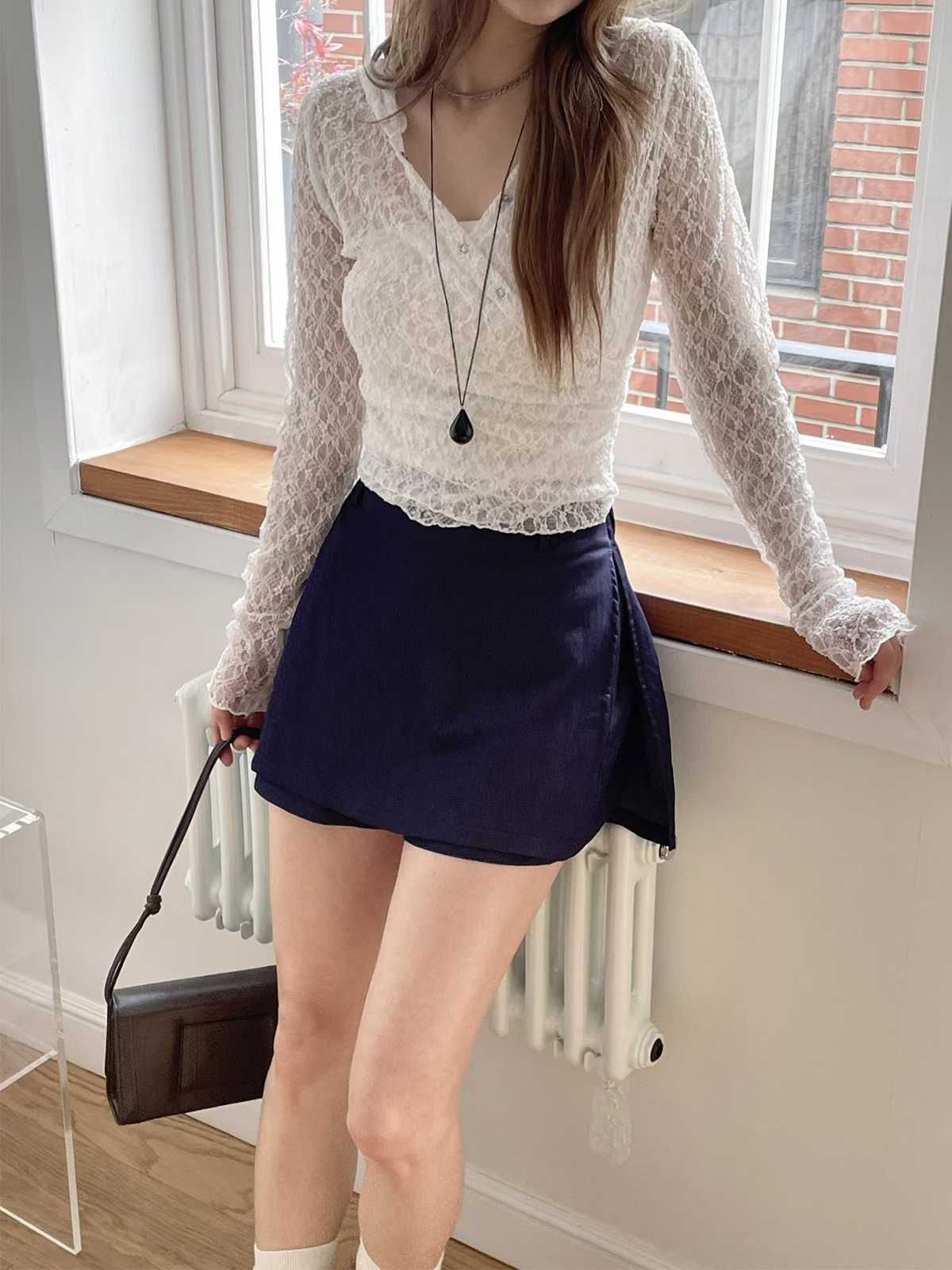 ʏᴜɴᴀ’s ·正韓代購🇰🇷輕透蕾絲🥀蕾絲交叉連帽長袖上衣