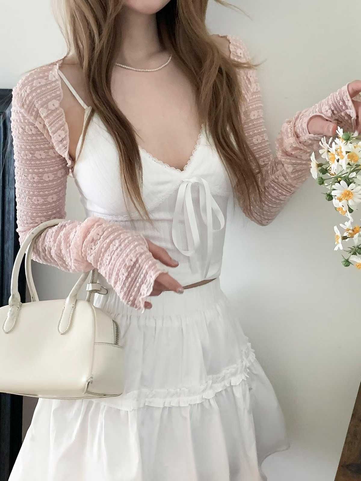 🏷ʏᴜɴᴀ’s ·正韓代購🇰🇷輕霧花影🪞蕾絲短版長袖罩衫