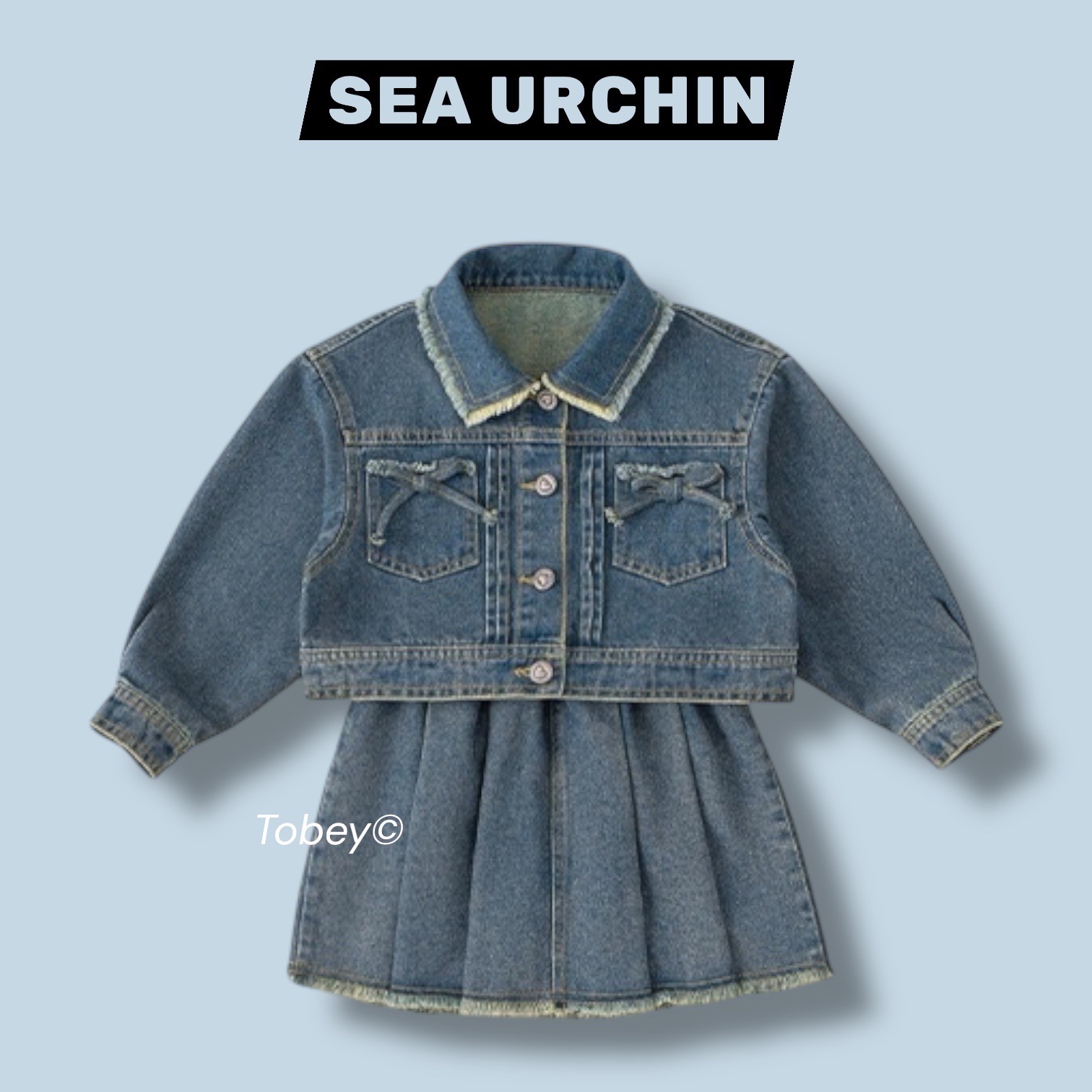 海膽寶寶Tobey//女孩韓系微短版愛心鈕扣牛仔外套+百褶牛仔裙 兩件組套裝