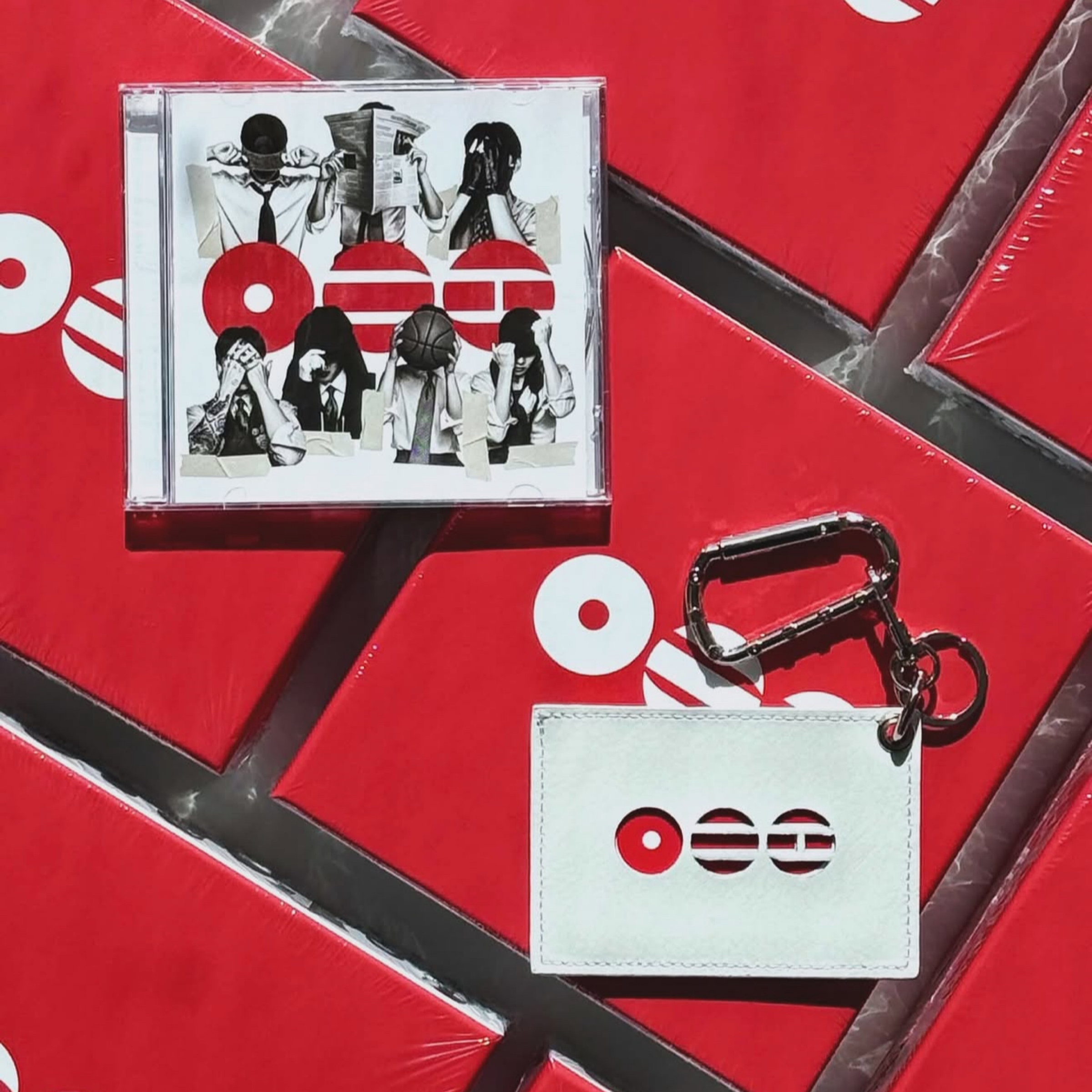 特殊CD ARIRANG（Travel Tag CD 禮盒組） $2080