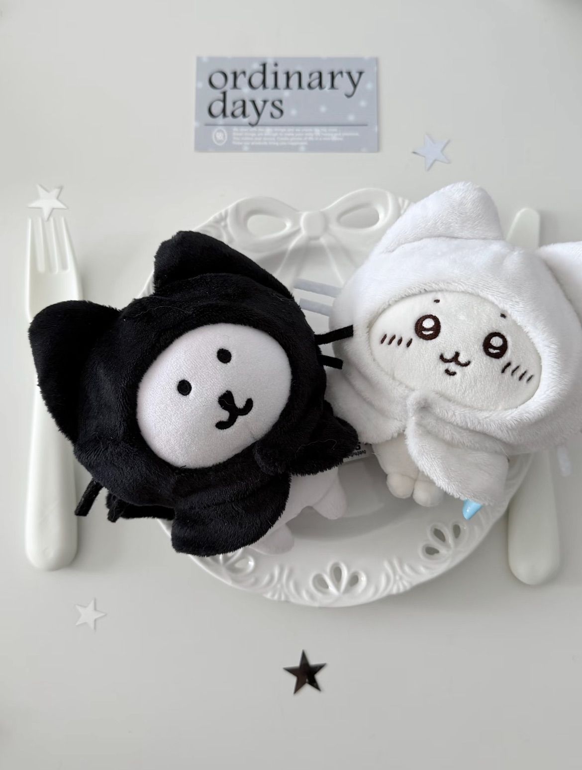 【現貨】🐈‍⬛黑貓白貓披風娃衣10cm 🈶️可愛小尾巴