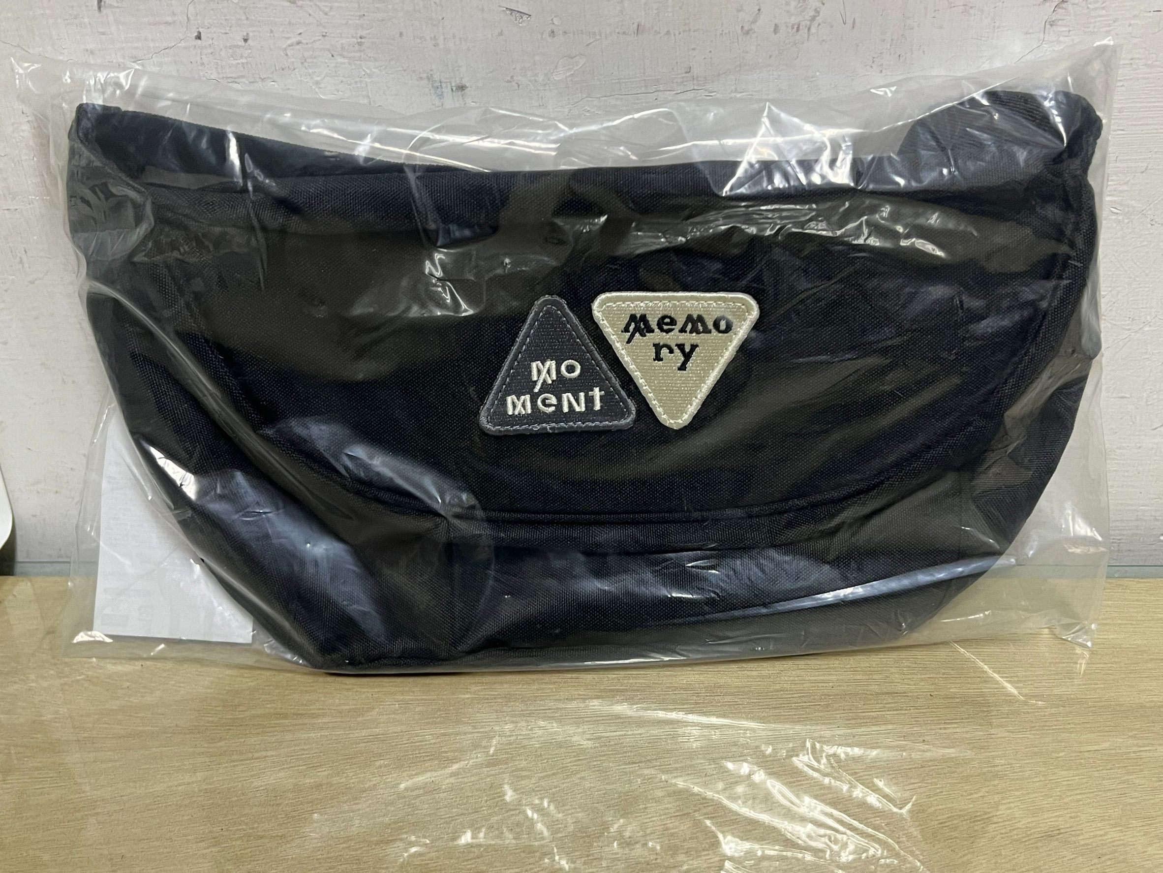 moment memory 合同 對邦 斜背包