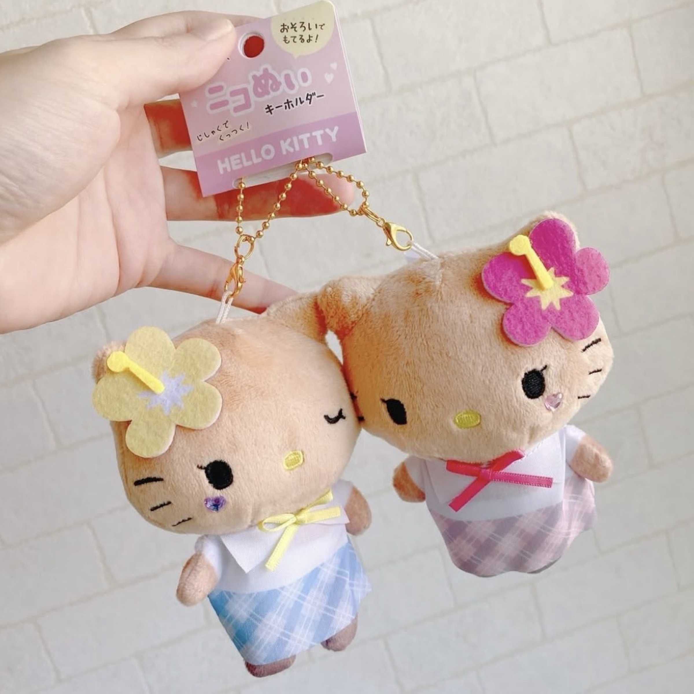 日本 三麗鷗 曬黑 日燒 kitty 閨蜜 磁鐵吊飾