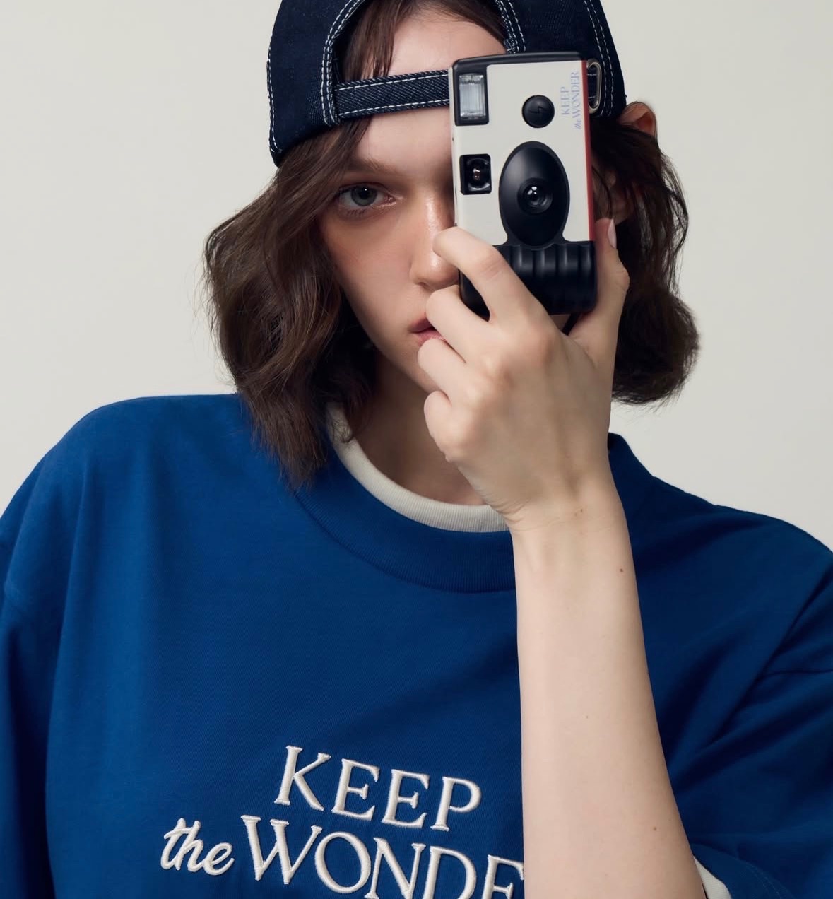 Keep The Wonder T shirt Blue M號