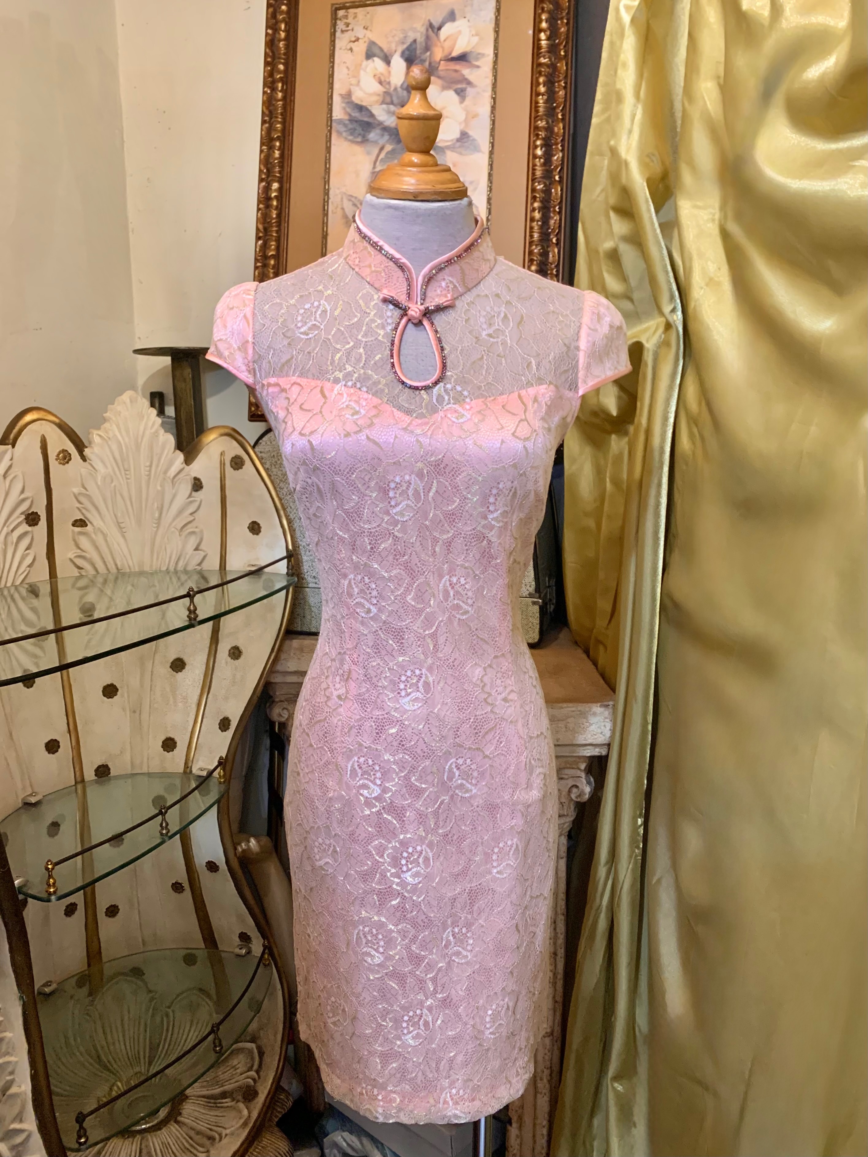 金蔥蕾絲領口鑽邊優雅旗袍