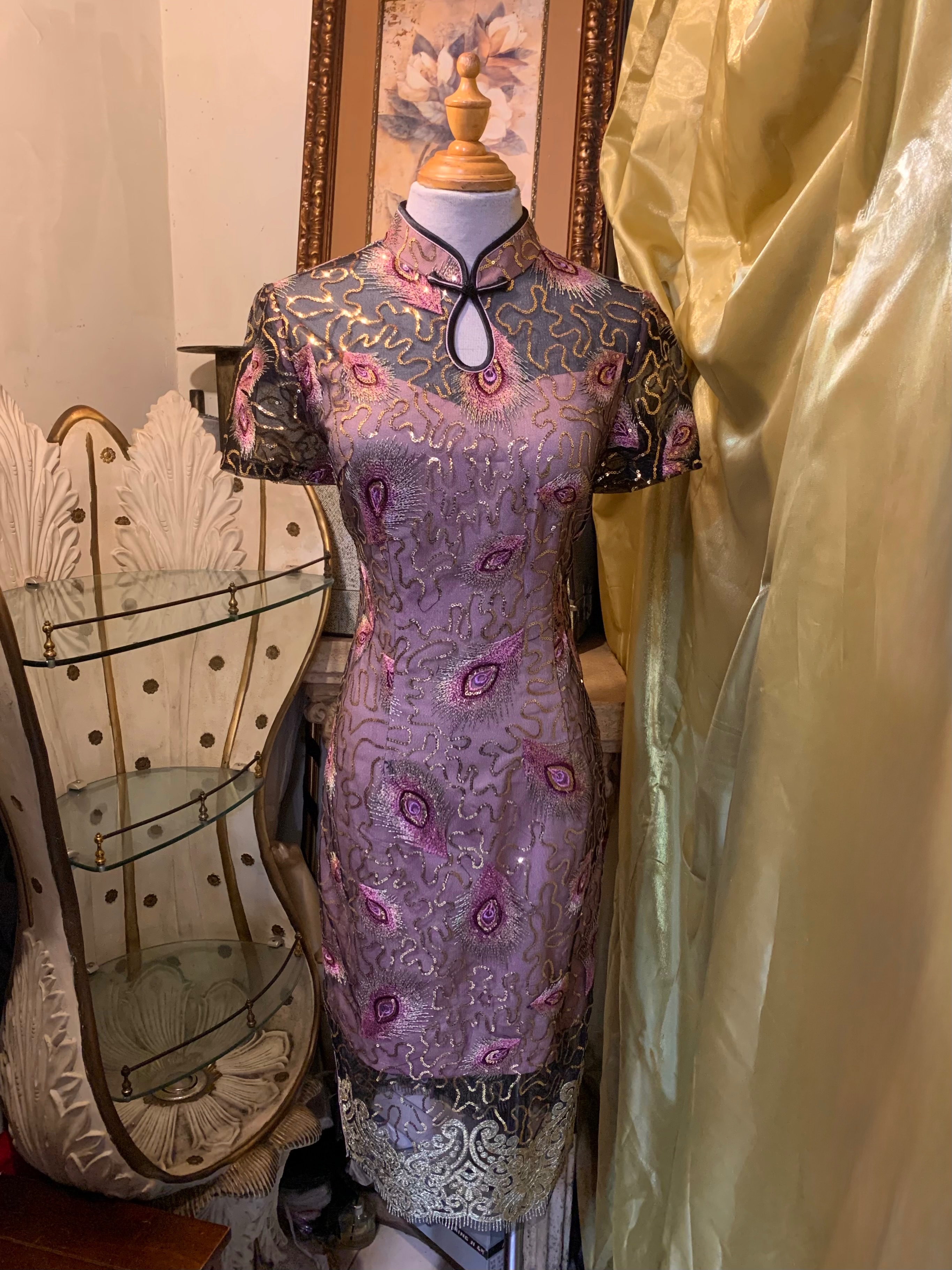 網紗亮片刺繡水滴領旗袍