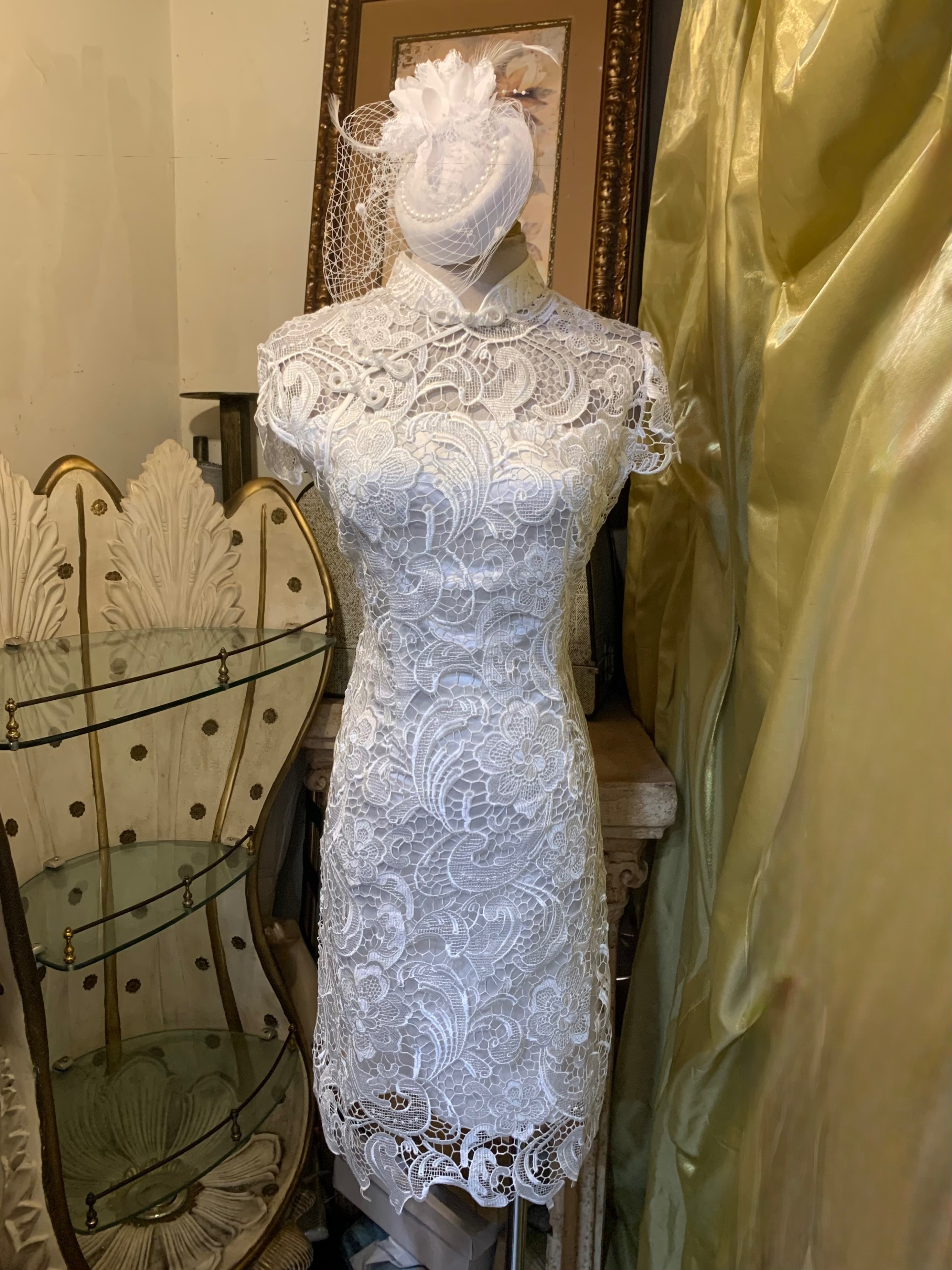 白色高級立體水溶蕾絲旗袍洋裝