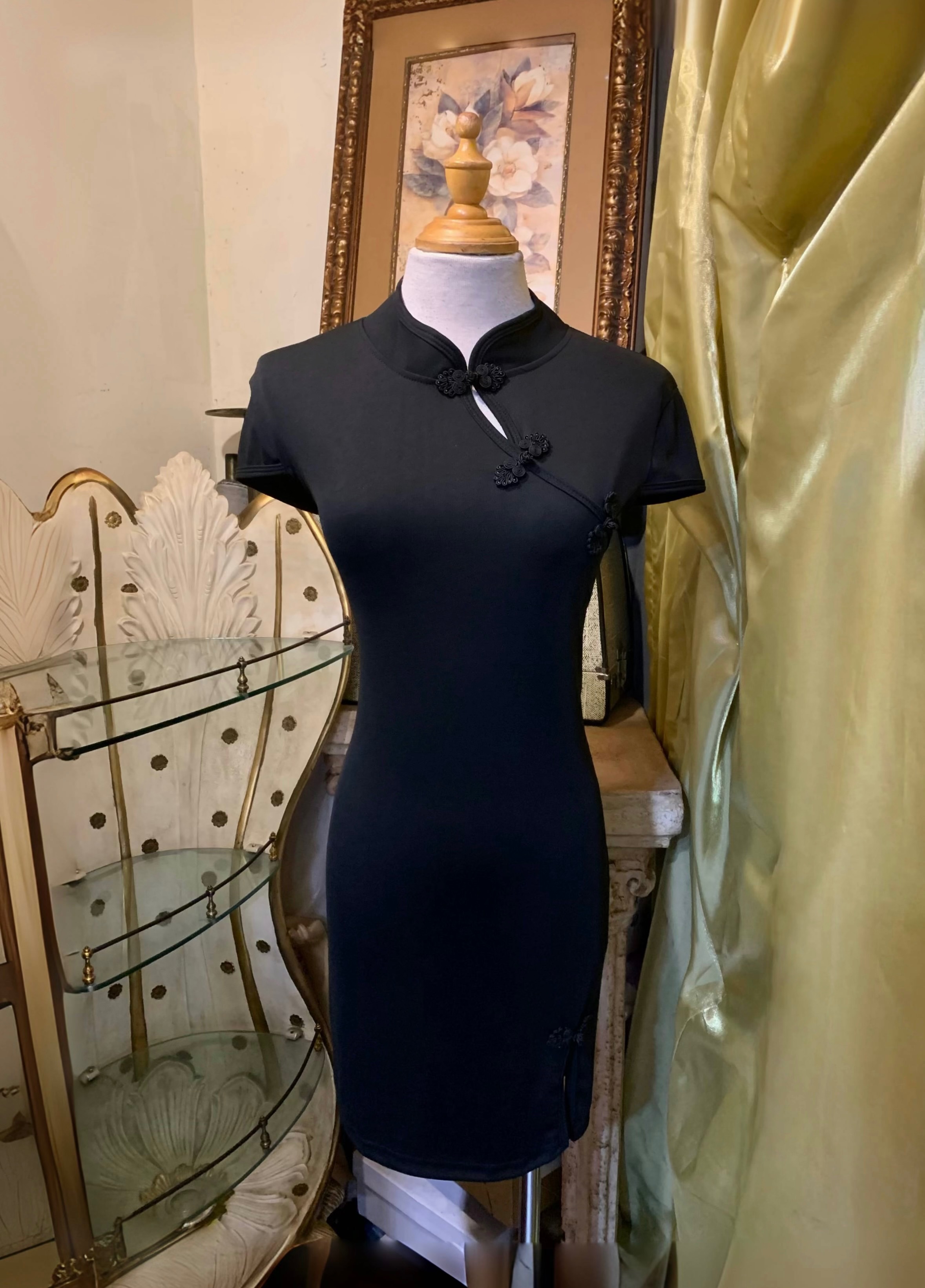 黑色超彈力下襬前開衩旗袍