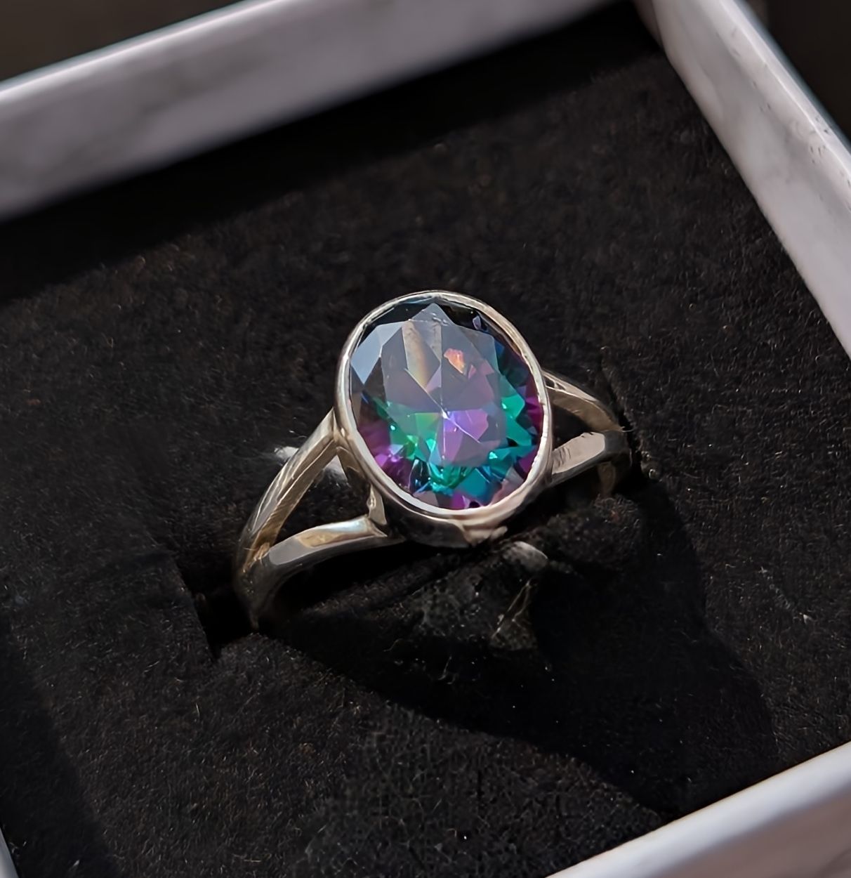 純銀神秘黃玉戒指 ~ Sterling Silver Mystic Topaz Ring