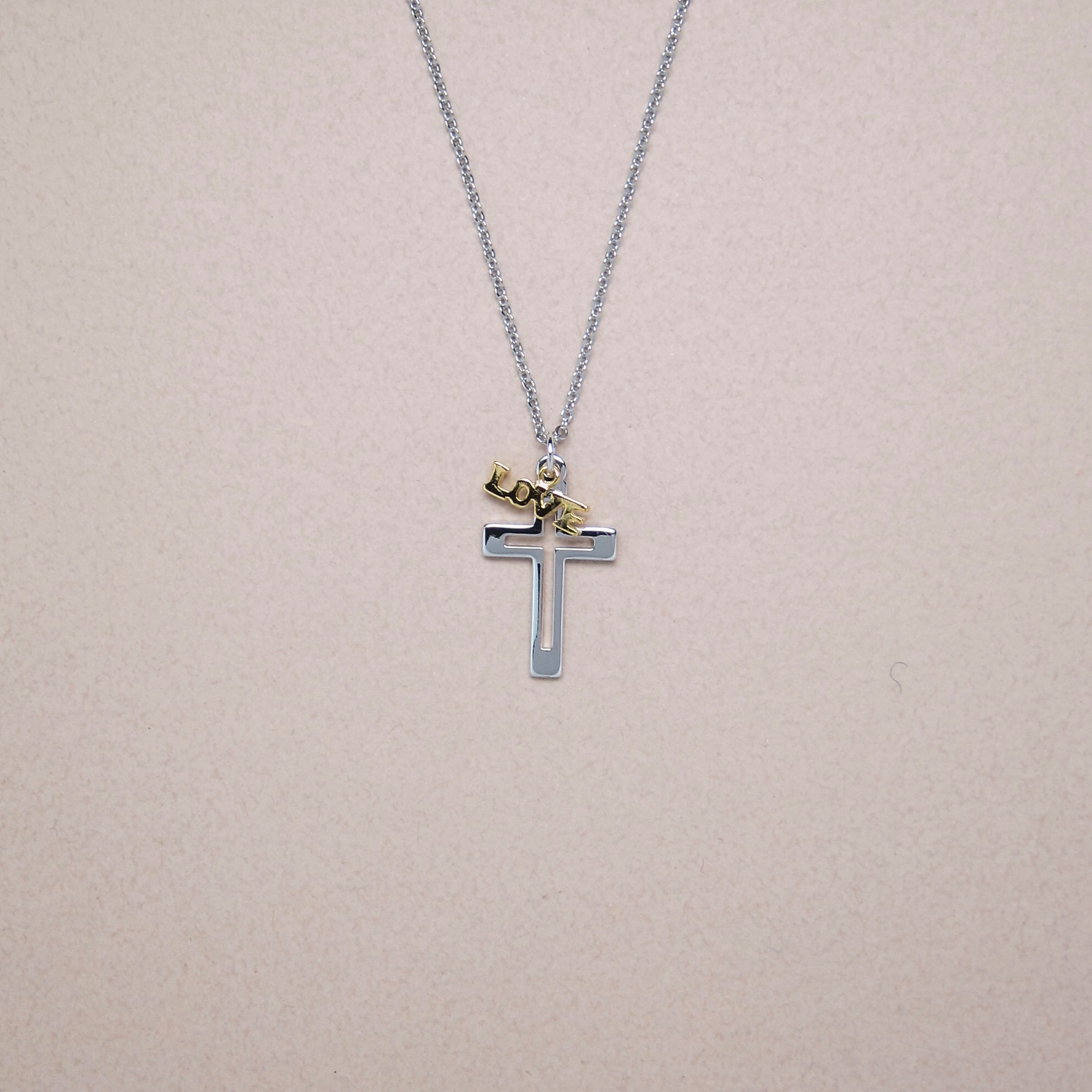 grace｜LOVE十字架項鍊