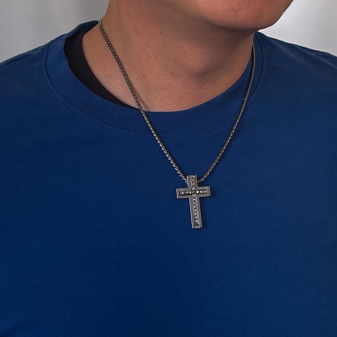 roots｜穩固營壘十字架項鍊