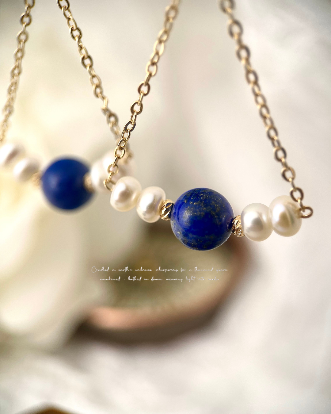 【深藍午夜】天然礦石三角鍊耳環 / 耳夾丨青金石・珍珠・14KGF