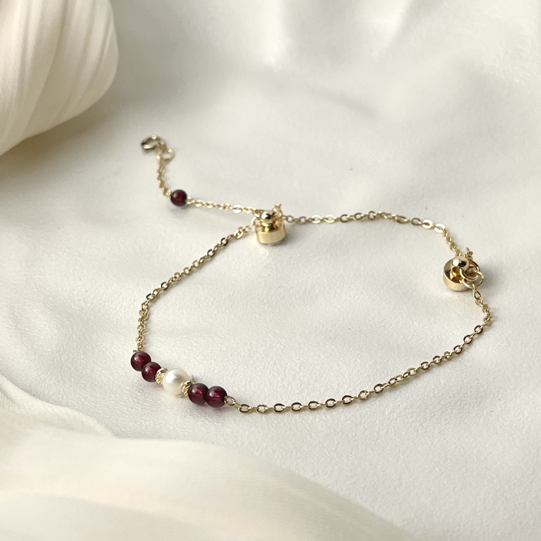 【破曉的記憶】巴西透體石榴石與淡水珍珠 14K包金磁吸手鍊