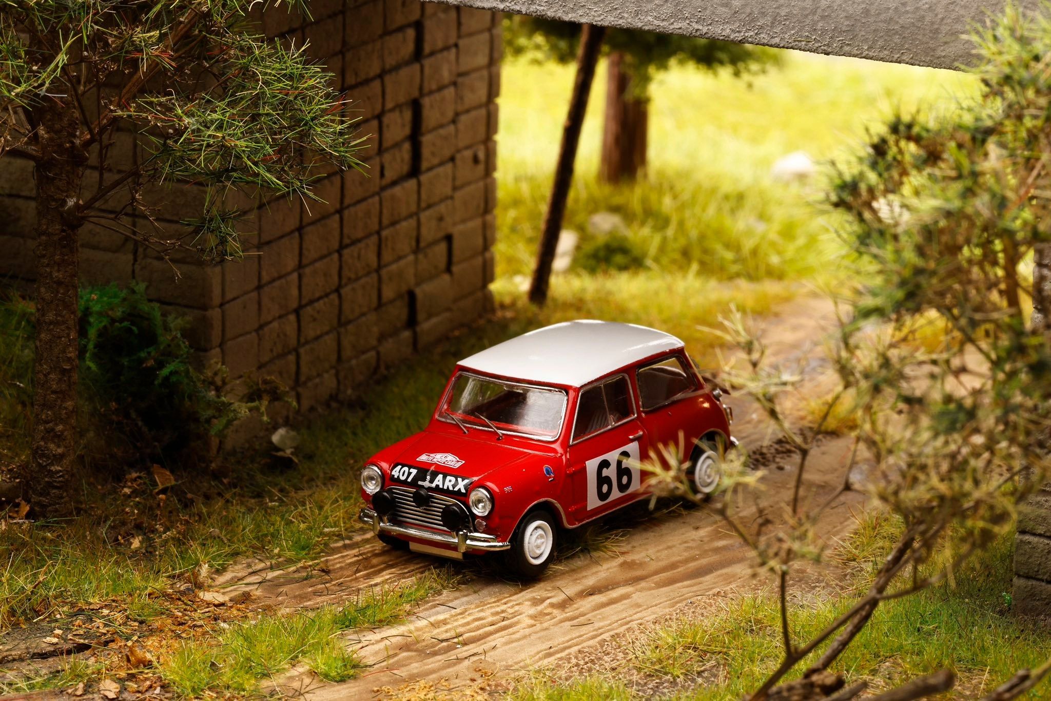 GCD 1/64 60年代 MINI 拉力賽小車
