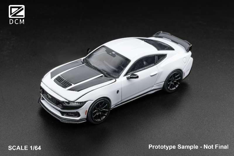 DCM 1/64 開蓋合金車Ford Mustang Dark Horse 野馬