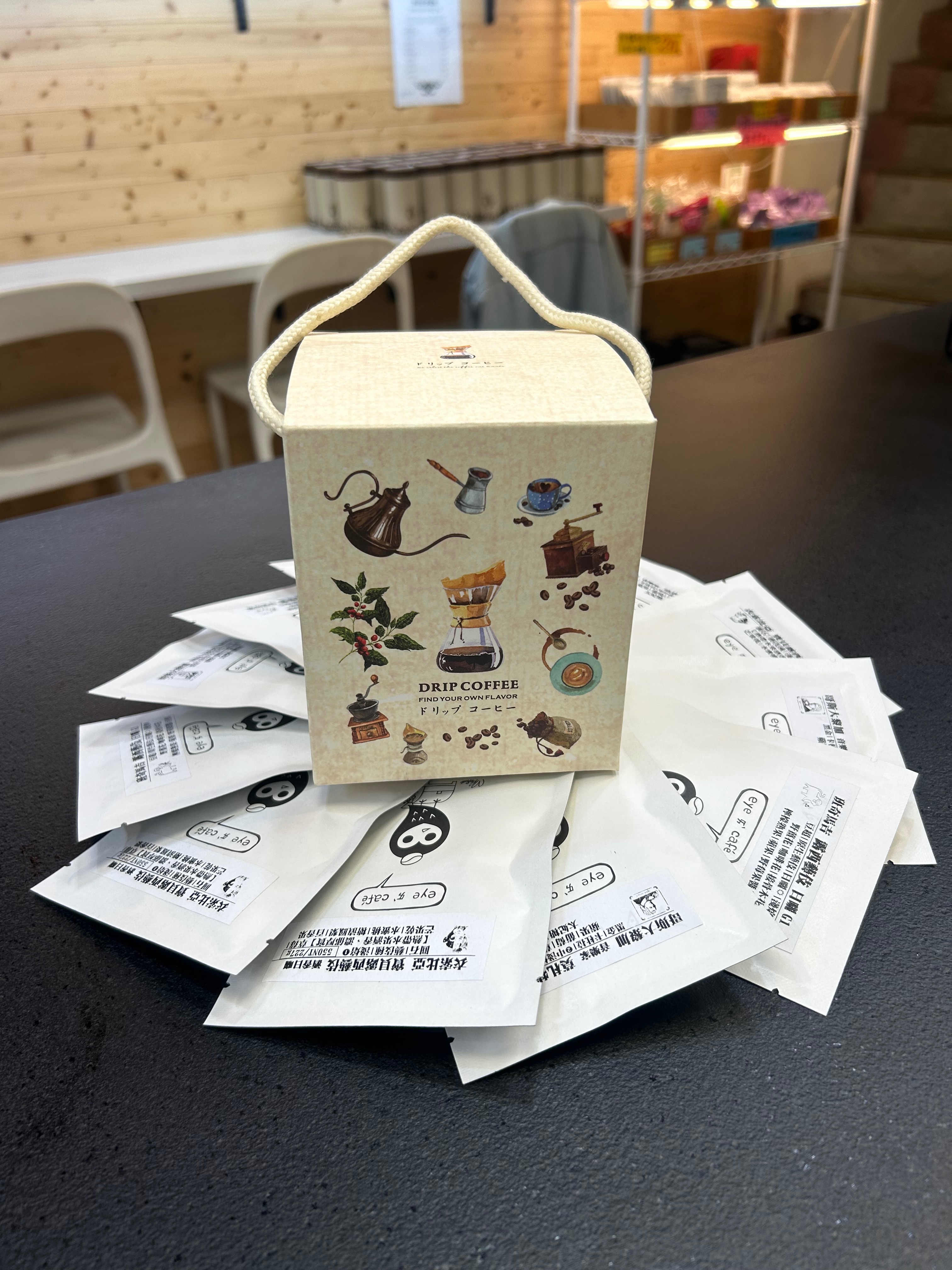 Eye cafe[12入6種藝伎耳掛組🎁優惠活動］