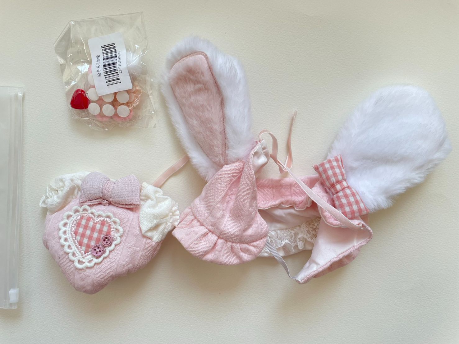 忘記名字的娃衣+粉色花花奶嘴