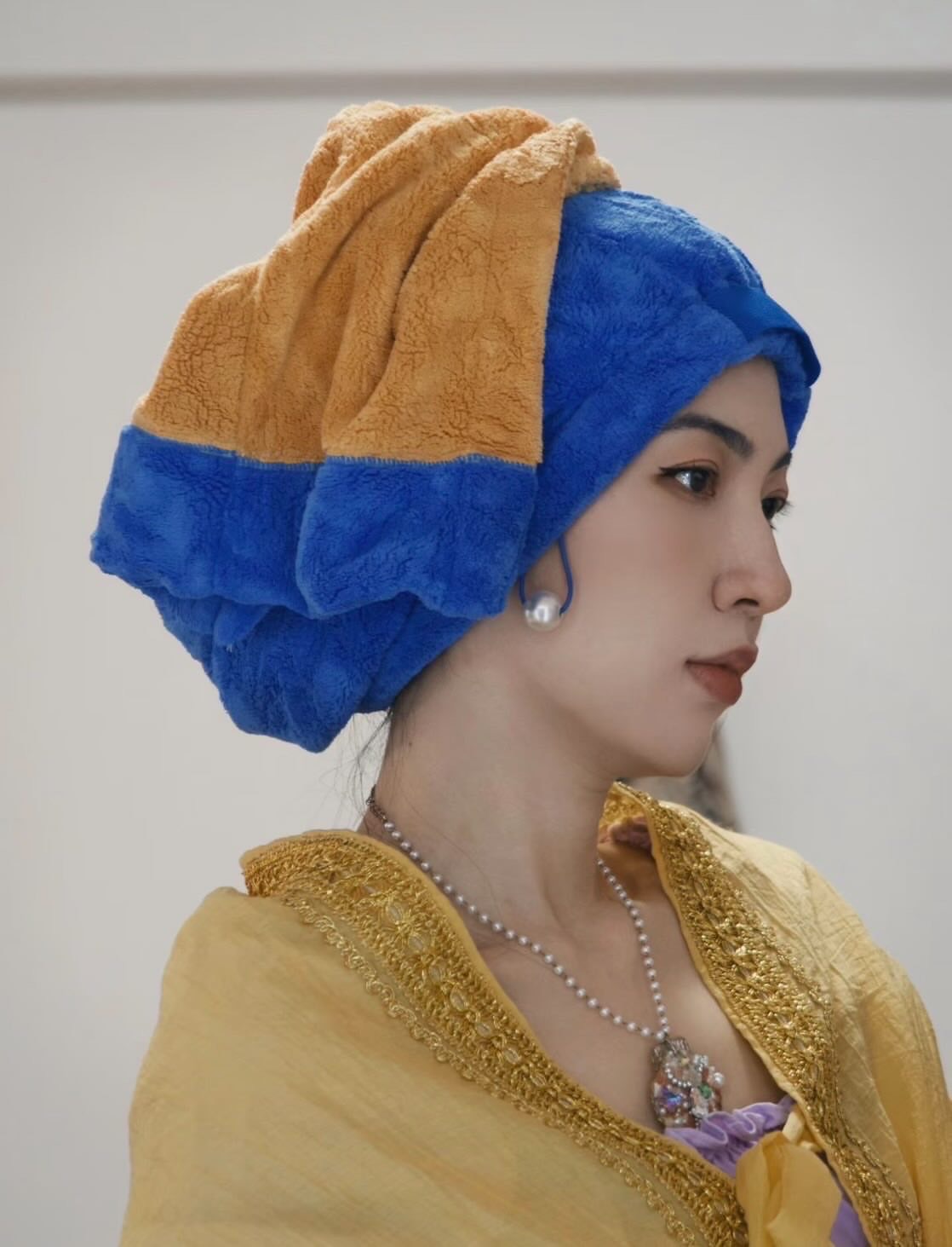 「戴著珍珠耳環的少女」藝術乾髮帽