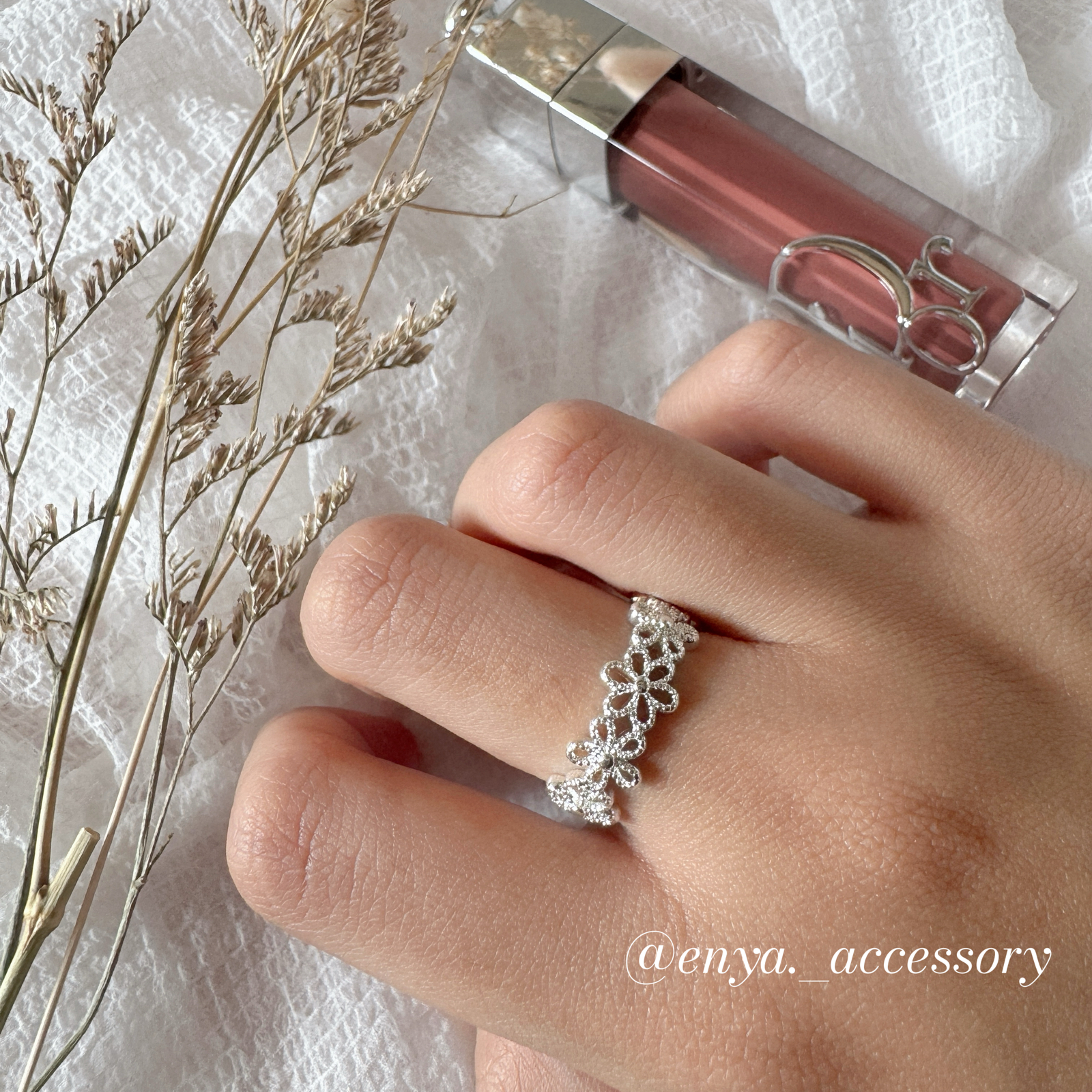 鏤空花花調節戒