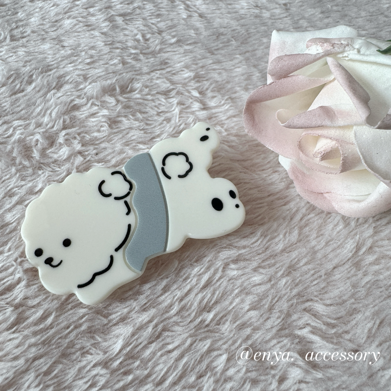 白色狗狗髮夾