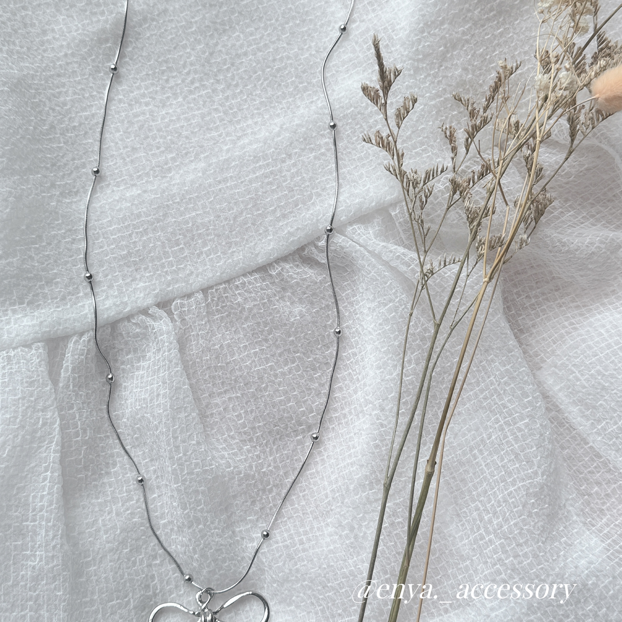 蝴蝶結細節項鍊