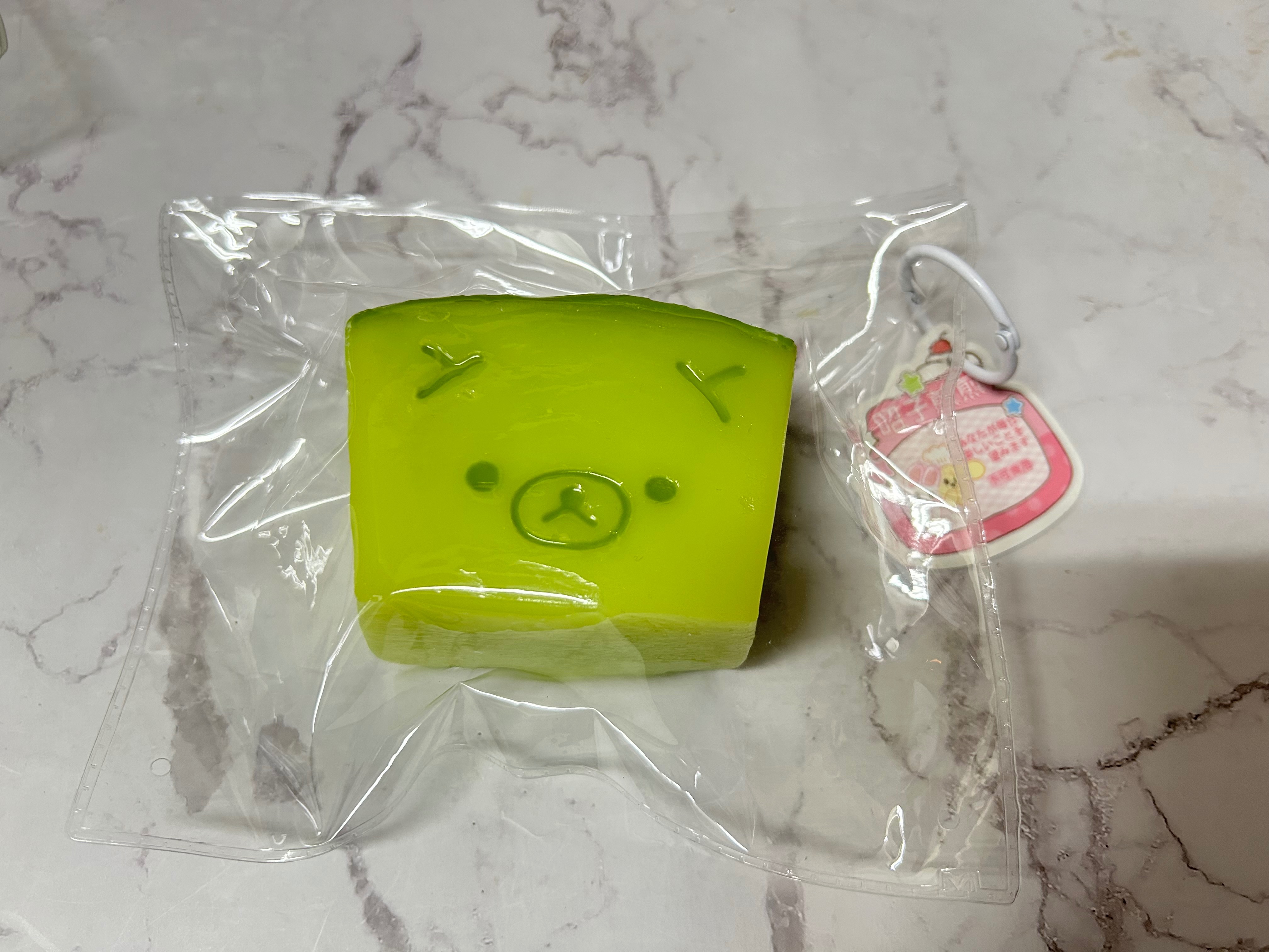 手指按壓攤平玩過，已換袋改為收藏