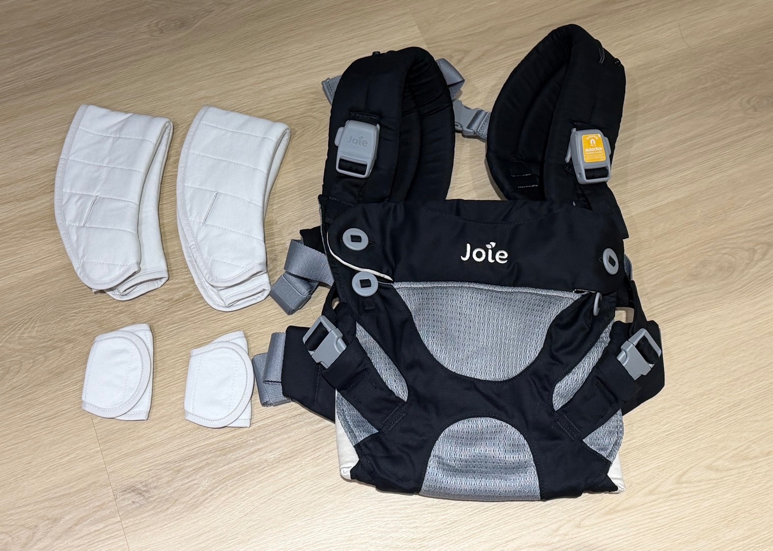 二手Joie savvy四合一嬰兒揹帶黑色（僅使用過一次）