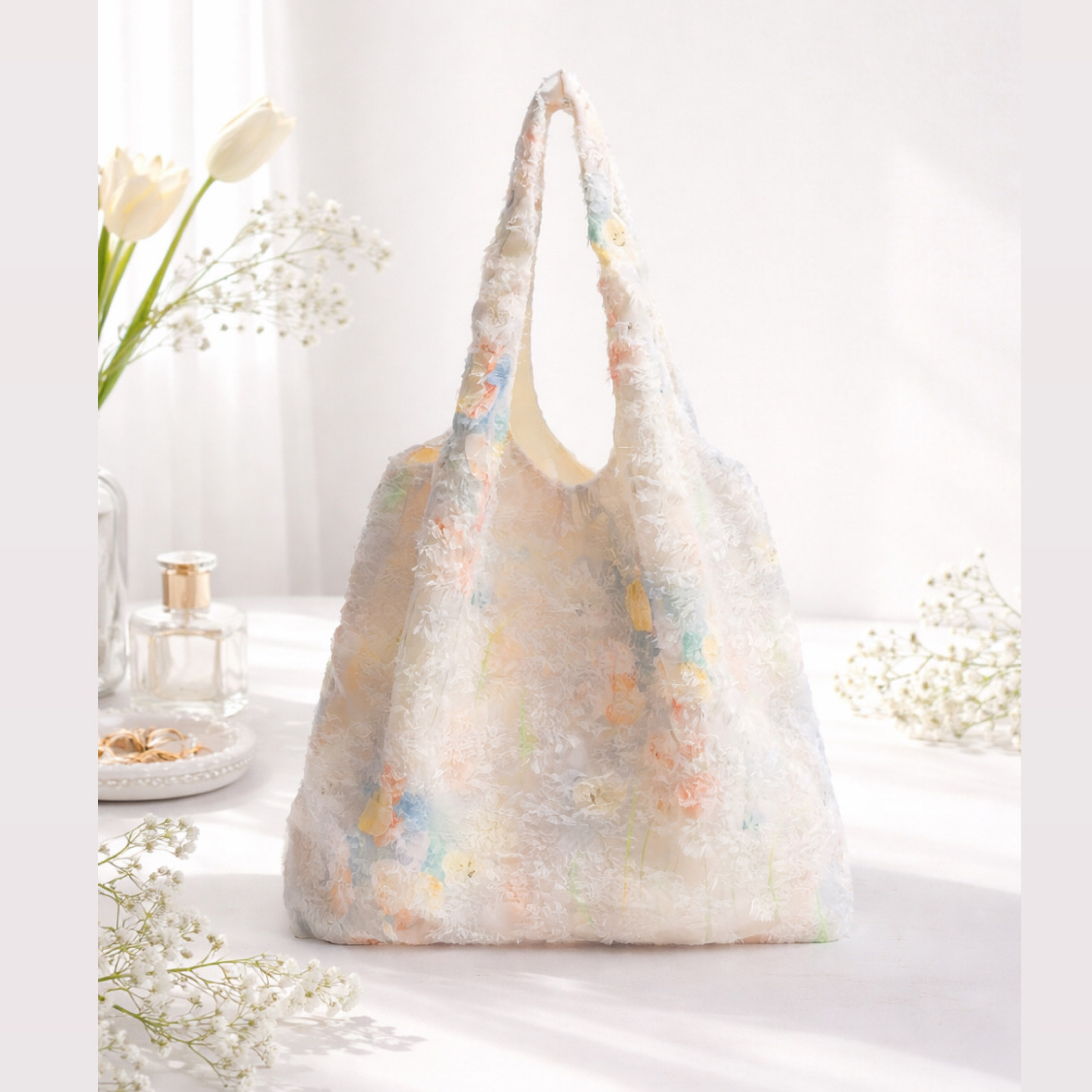 米白色鬱金香碎花蕾絲包包