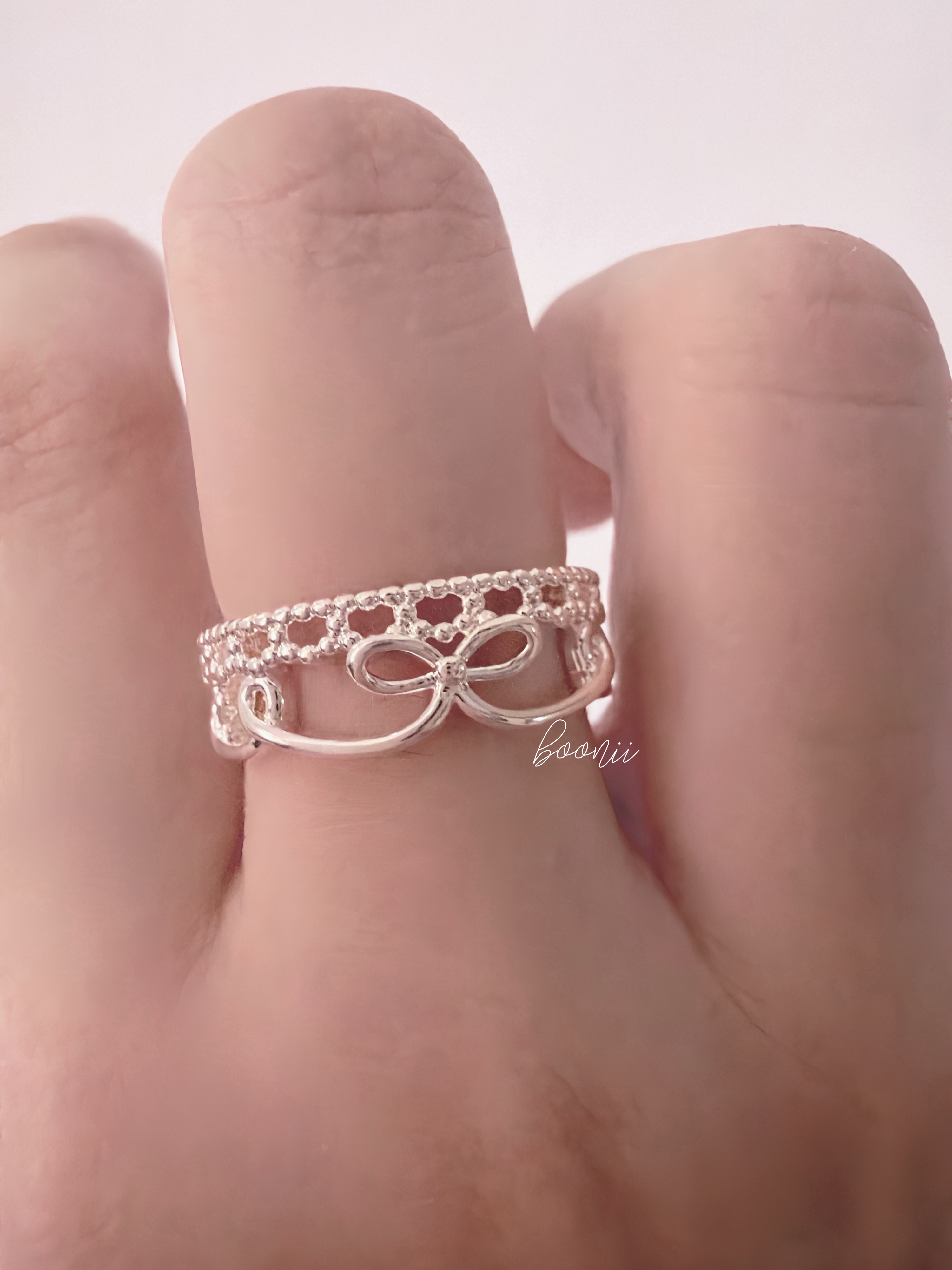 𝟵𝟮𝟱純銀｜蝴蝶結花邊戒