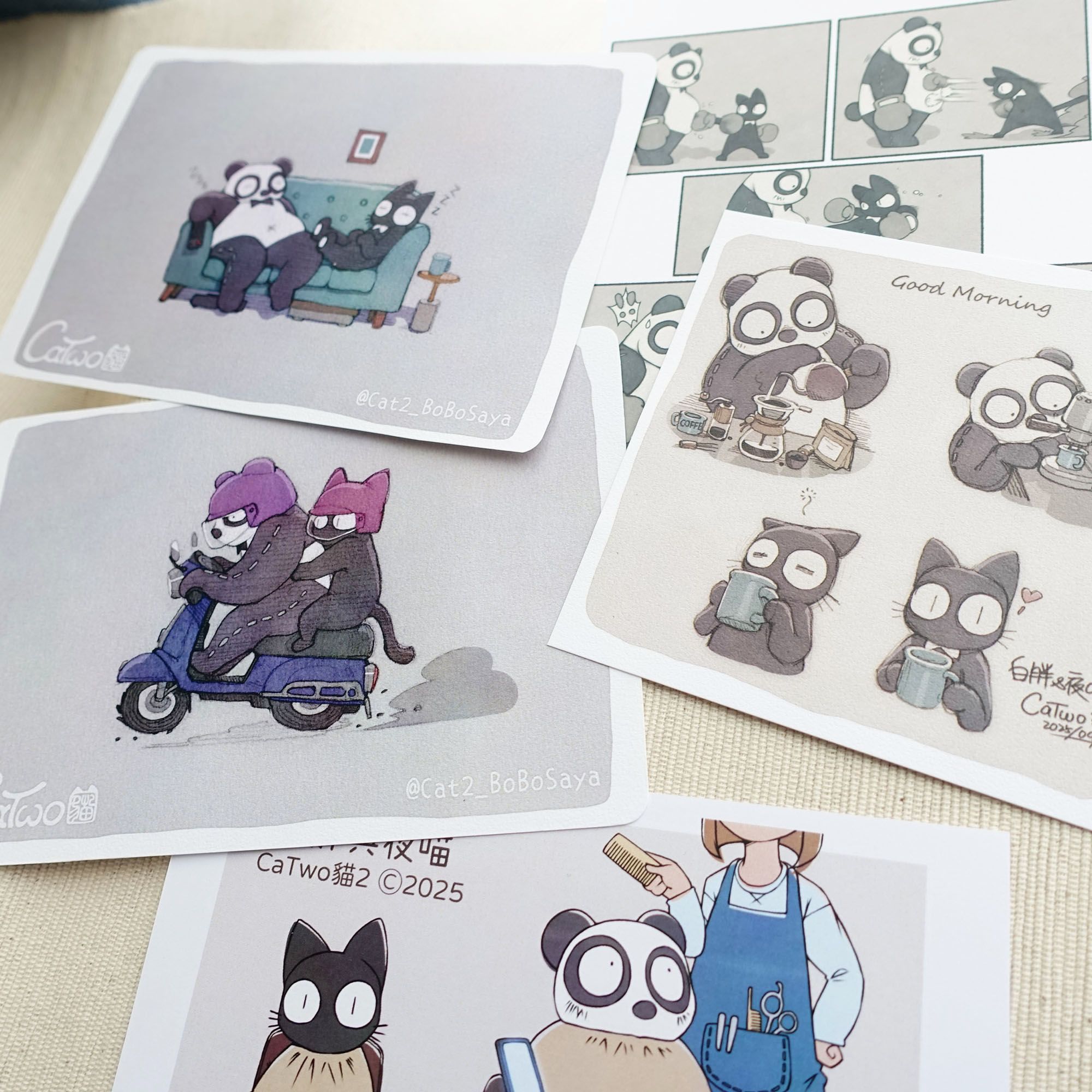 【白胖與夜喵 手繪風插畫明信片】by CaTwo貓2 | 夫妻日常相愛相殺溫暖耍廢通通都要